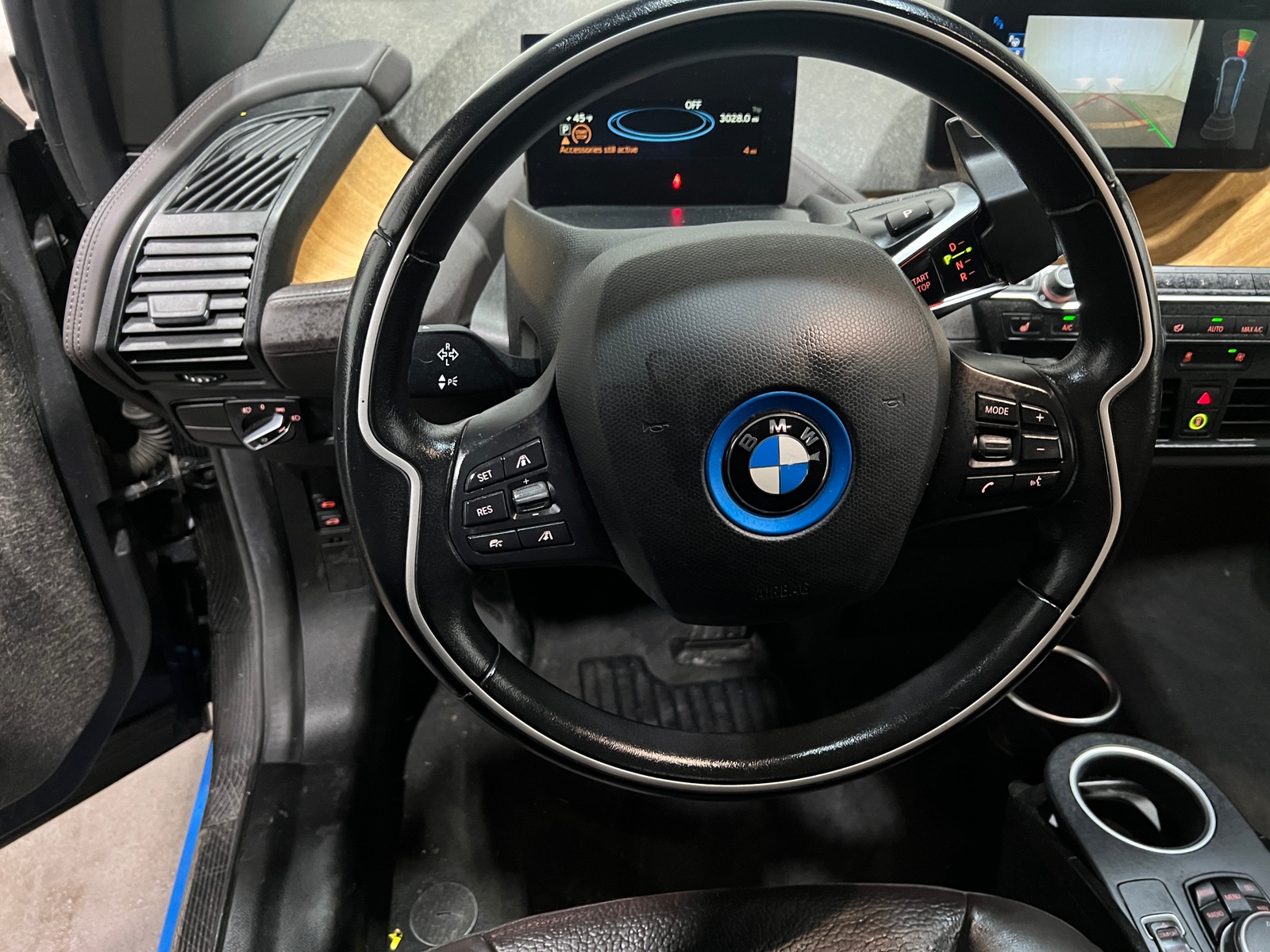 Thumbnail: 2016 BMW i3 - 4