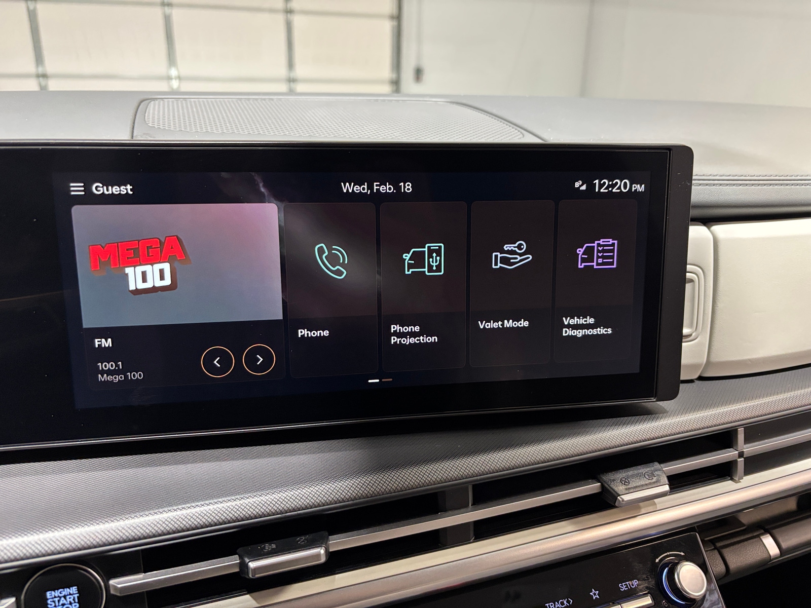 Thumbnail: 2025 Hyundai Santa Fe - 4