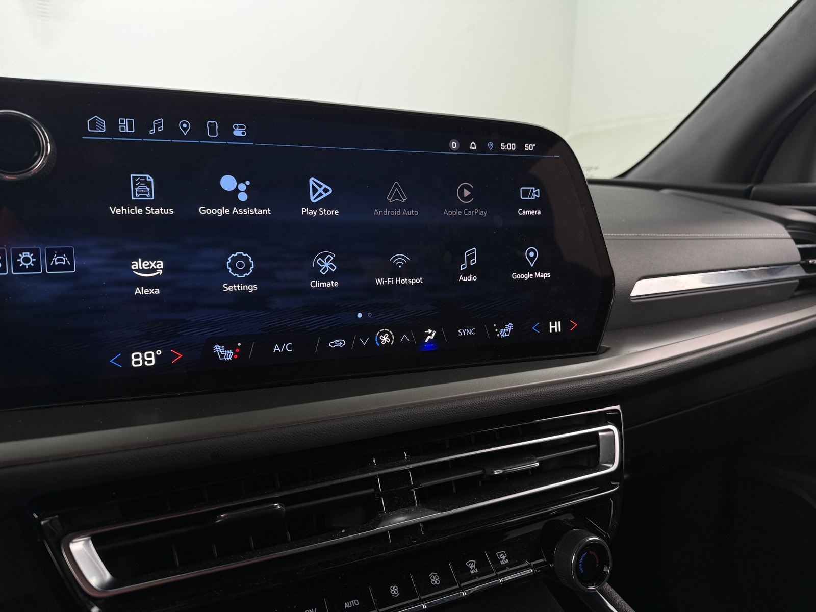 Thumbnail: 2024 Chevrolet Traverse - 4