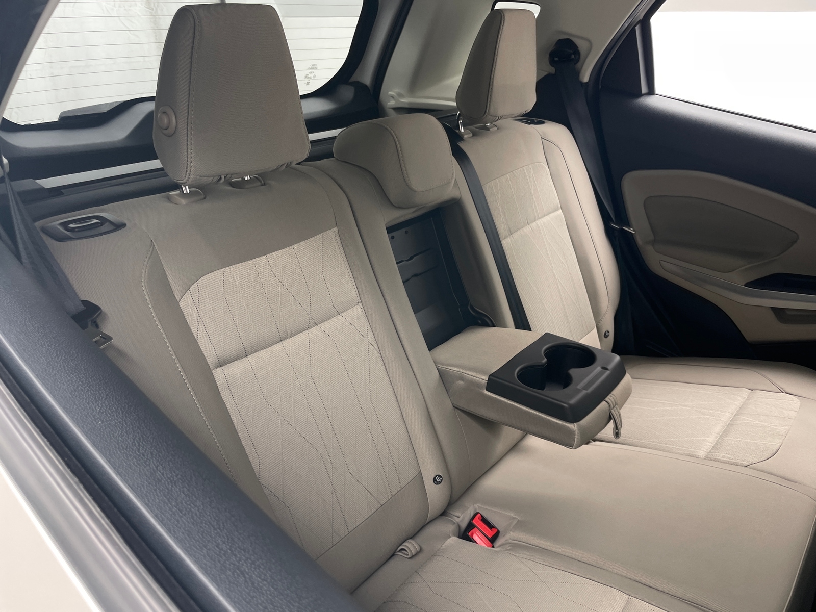 Thumbnail: 2018 Ford EcoSport - 6