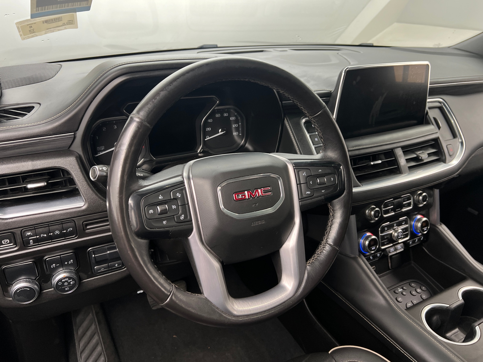 Thumbnail: 2021 GMC Yukon XL - 4