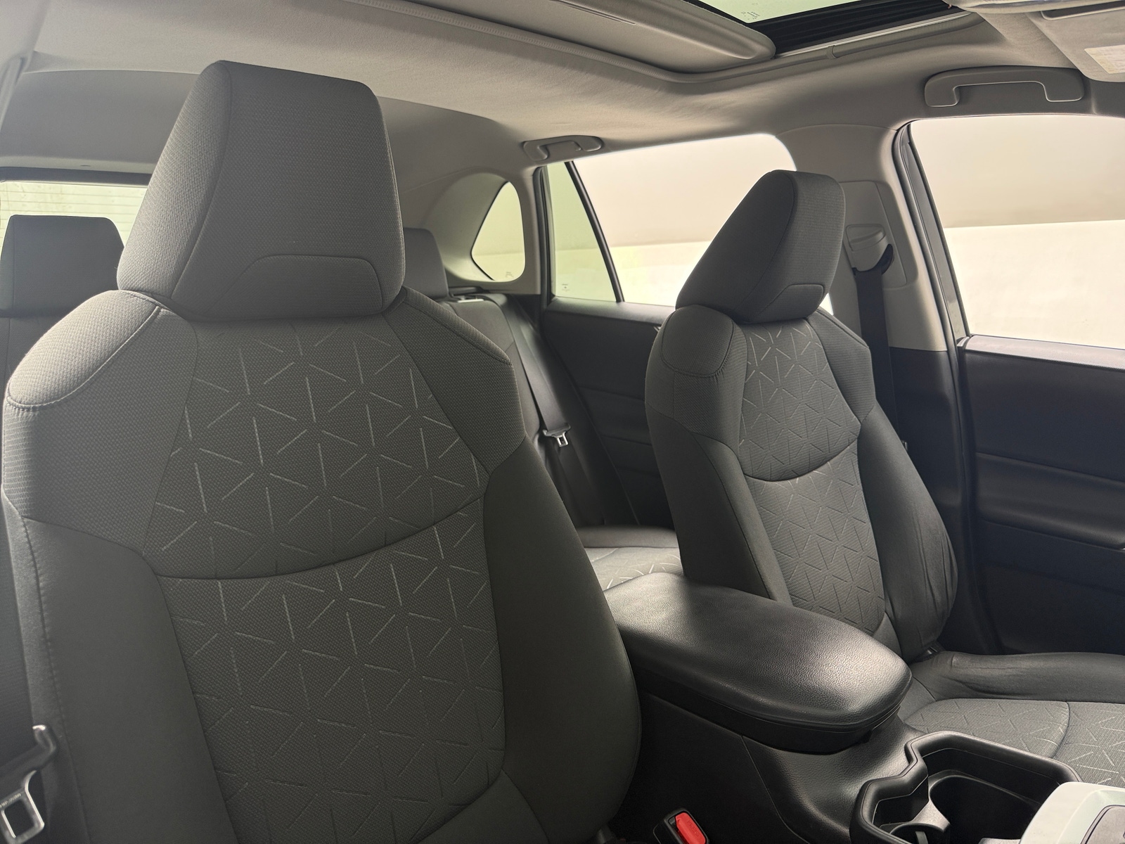 Thumbnail: 2020 Toyota RAV4 - 2