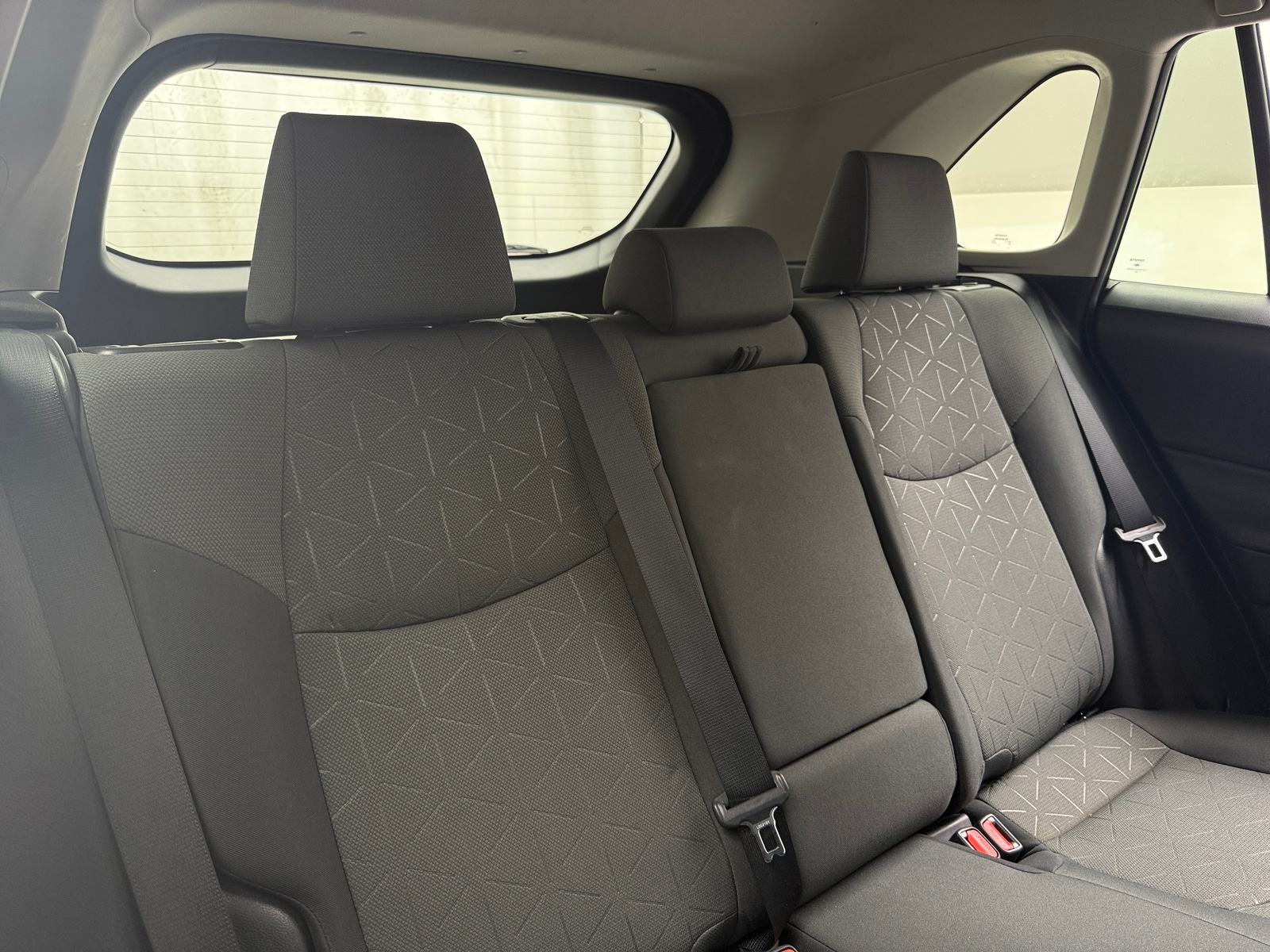 Thumbnail: 2020 Toyota RAV4 - 6