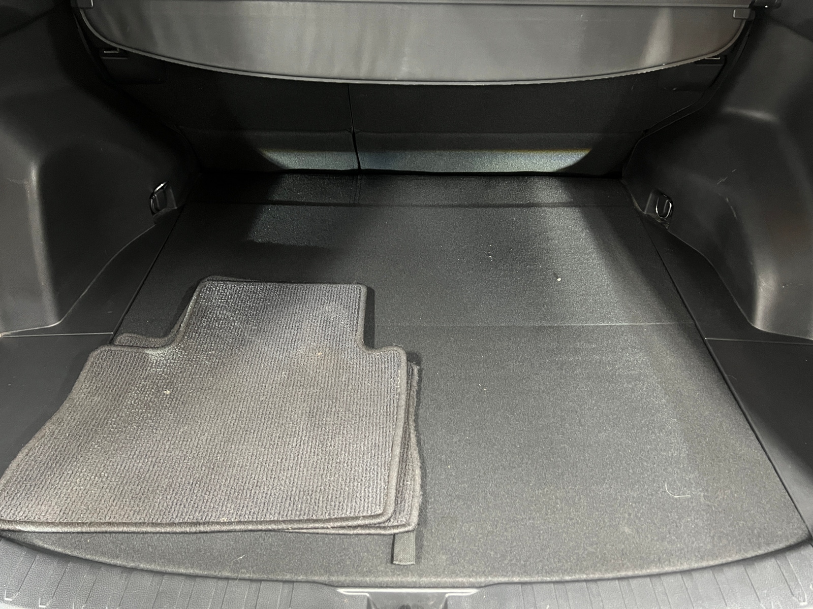 Thumbnail: 2020 Toyota RAV4 - 7