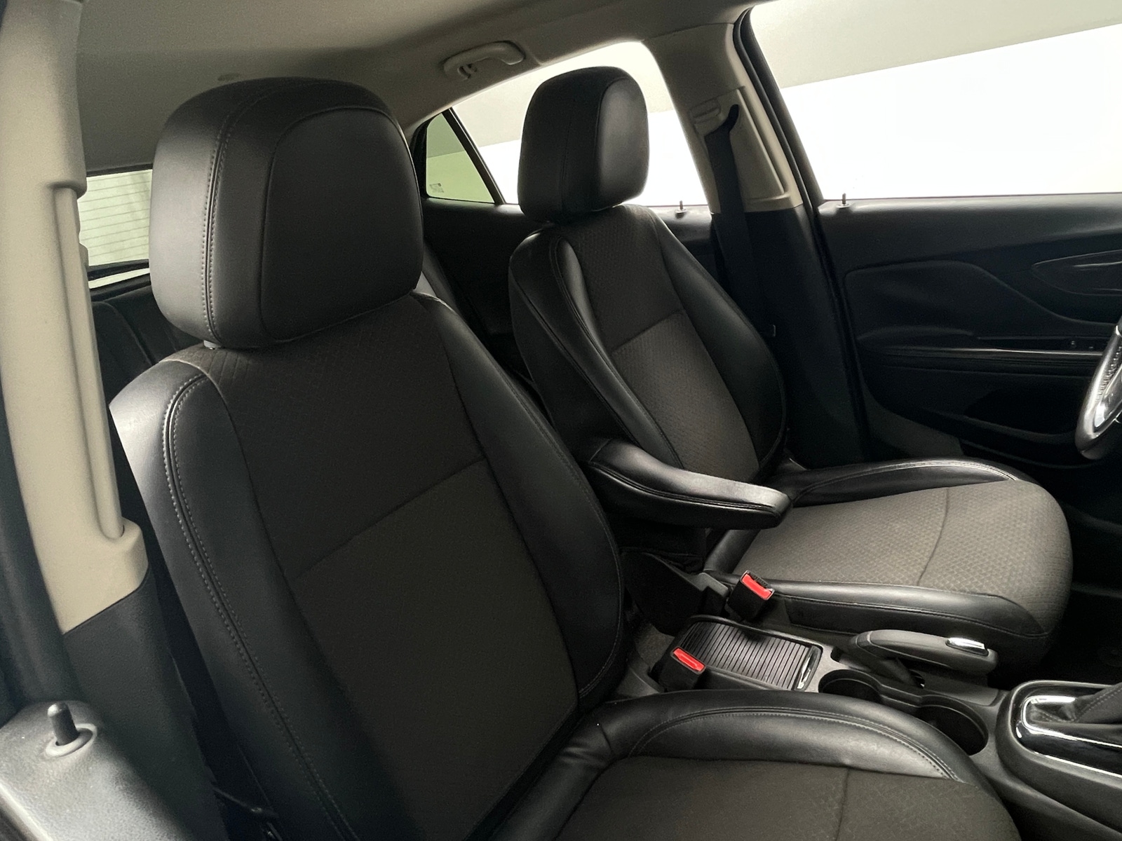 Thumbnail: 2020 Buick Encore - 2