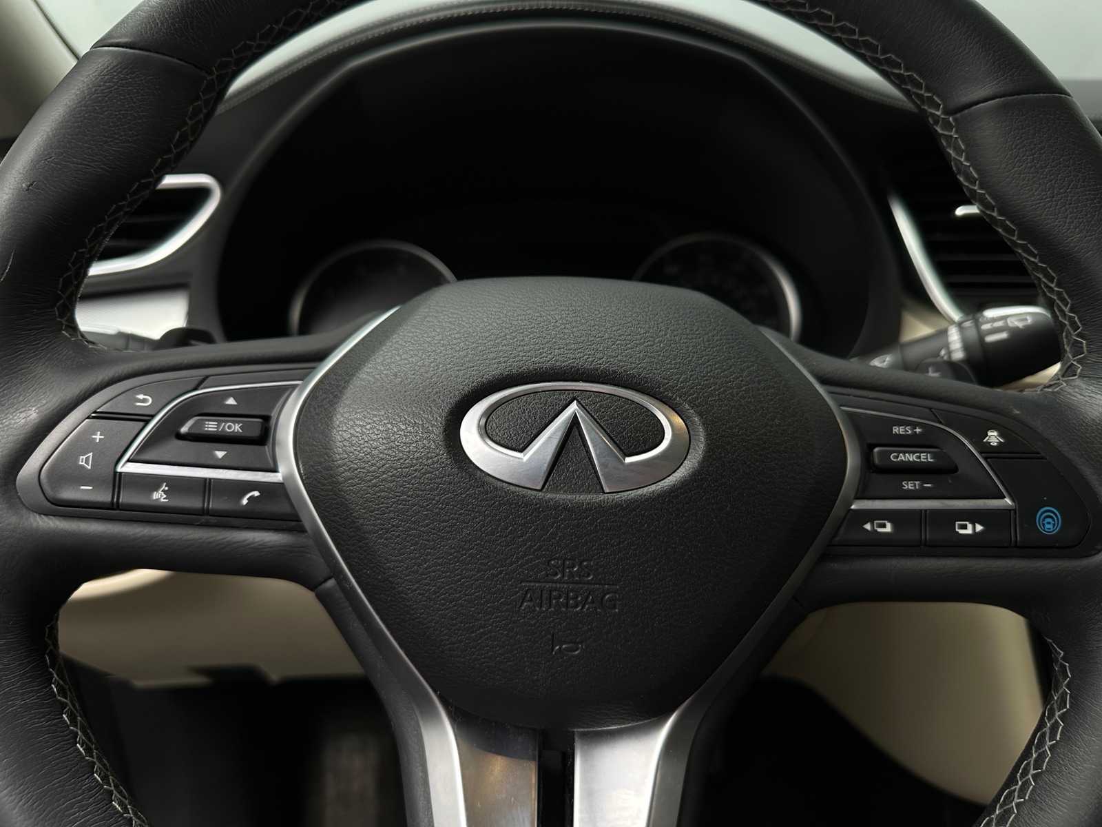 Thumbnail: 2021 INFINITI QX50 - 4