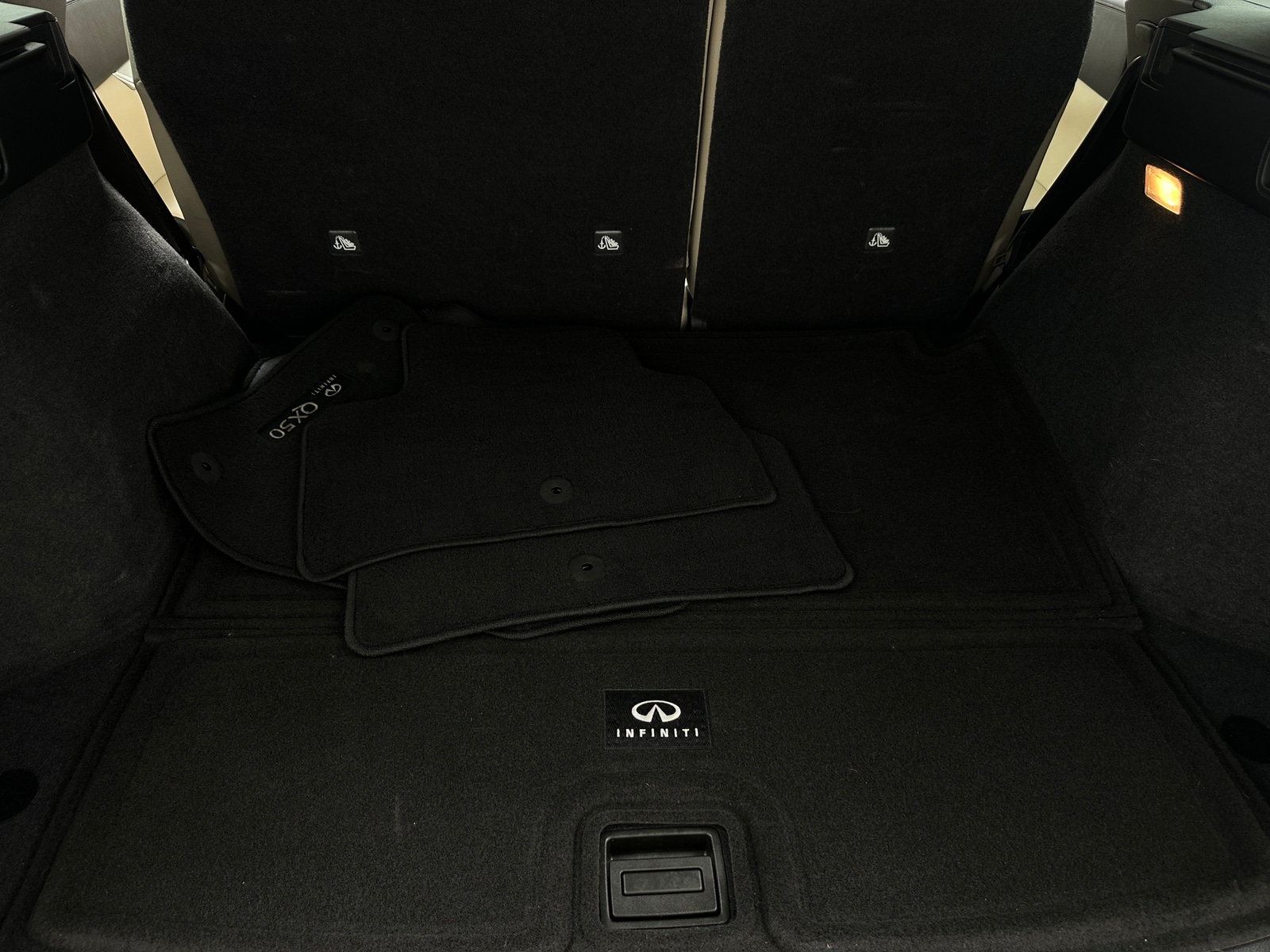 Thumbnail: 2021 INFINITI QX50 - 6