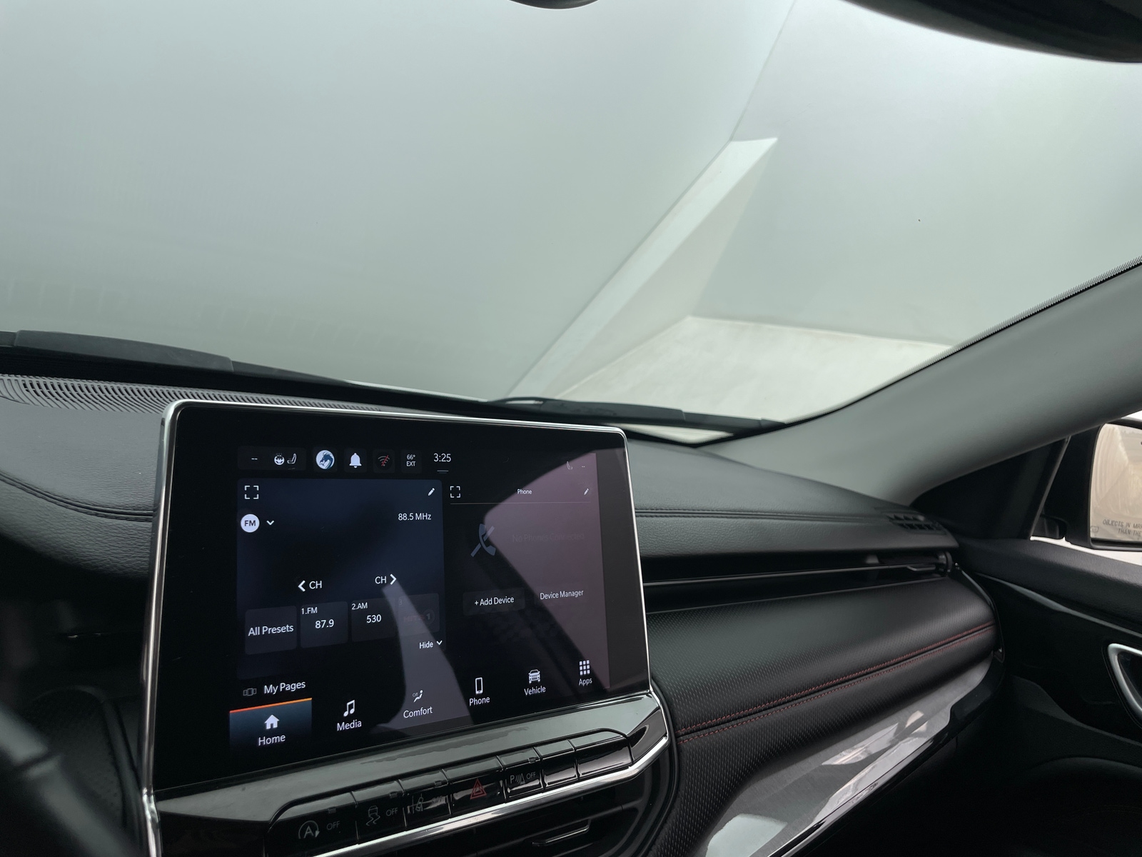 Thumbnail: 2022 Jeep Compass - 4