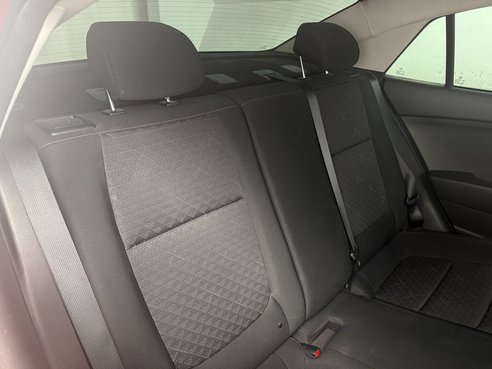 Thumbnail: 2021 Kia Rio - 6