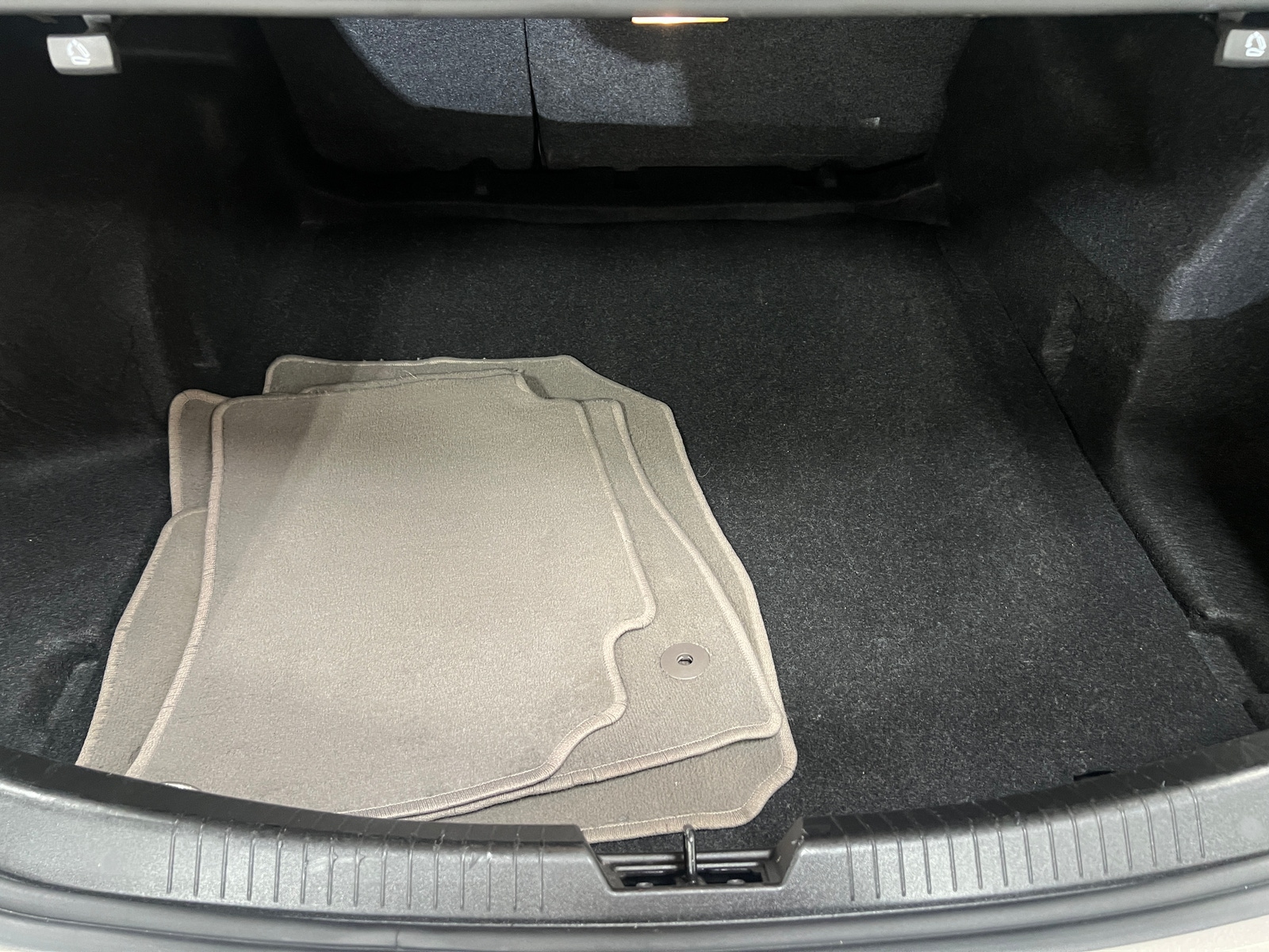 Thumbnail: 2025 Chevrolet Malibu - 7