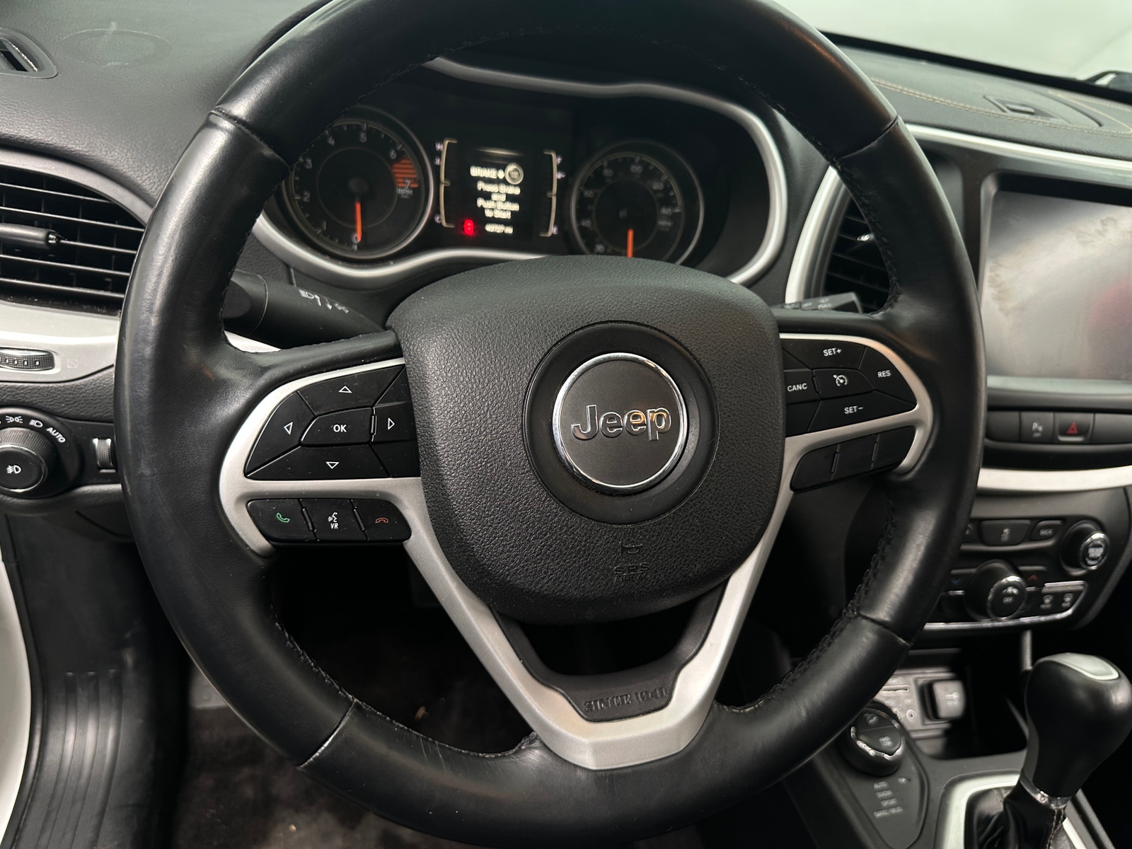 Thumbnail: 2018 Jeep Cherokee - 5