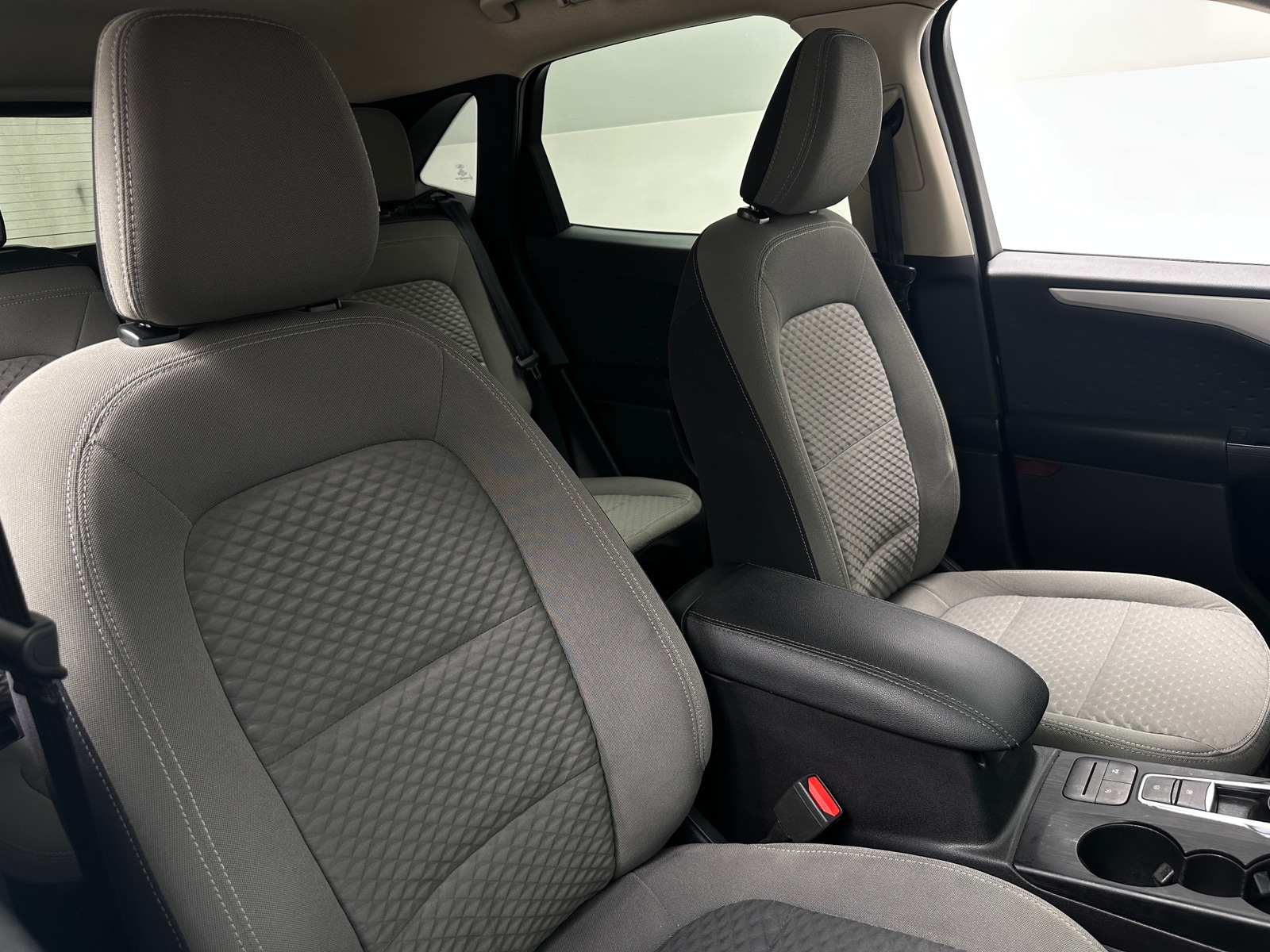 Thumbnail: 2020 Ford Escape - 2