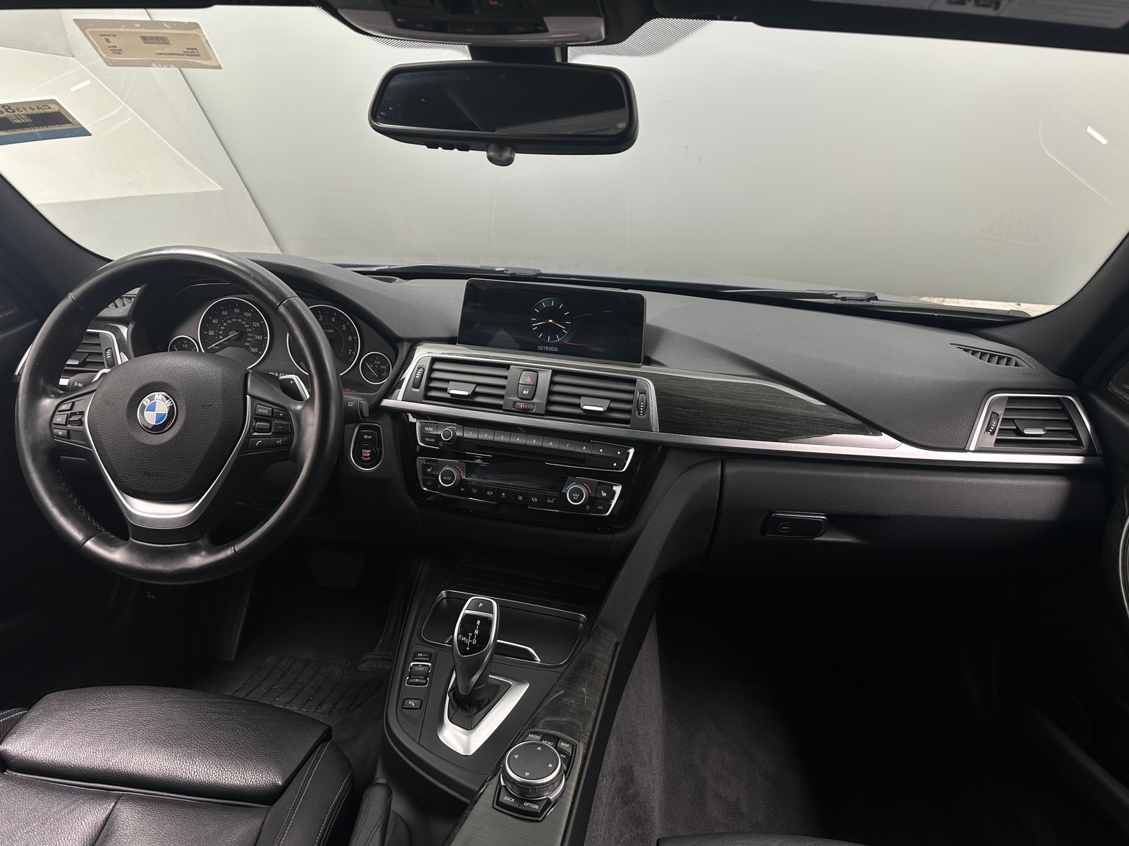 Thumbnail: 2017 BMW 3 Series - 2