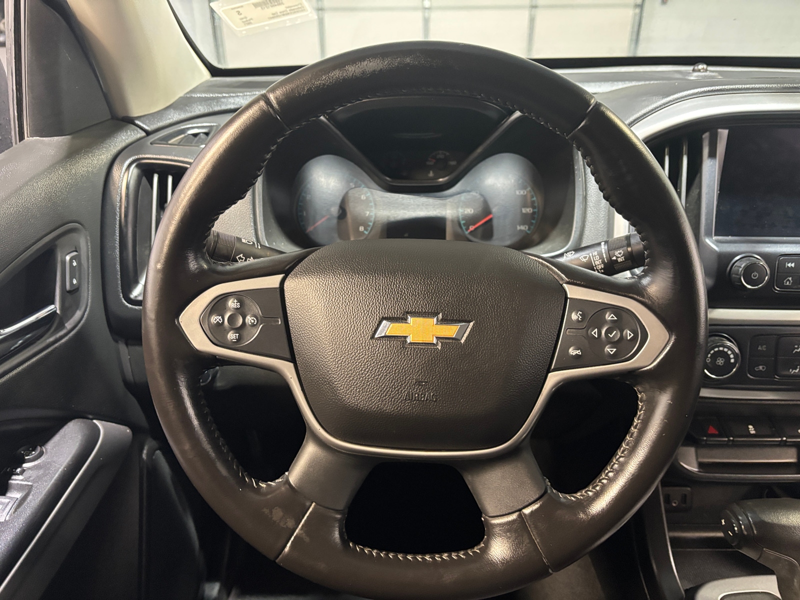 Thumbnail: 2021 Chevrolet Colorado - 5