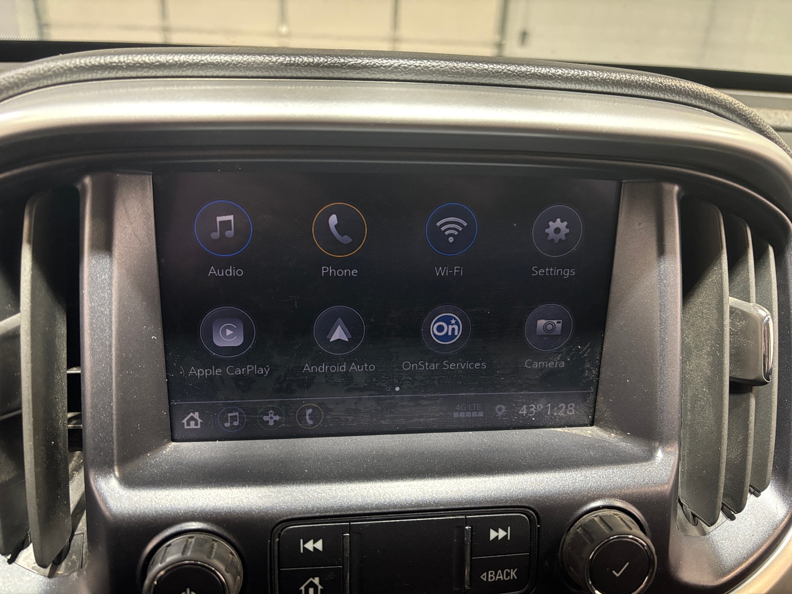 Thumbnail: 2021 Chevrolet Colorado - 4