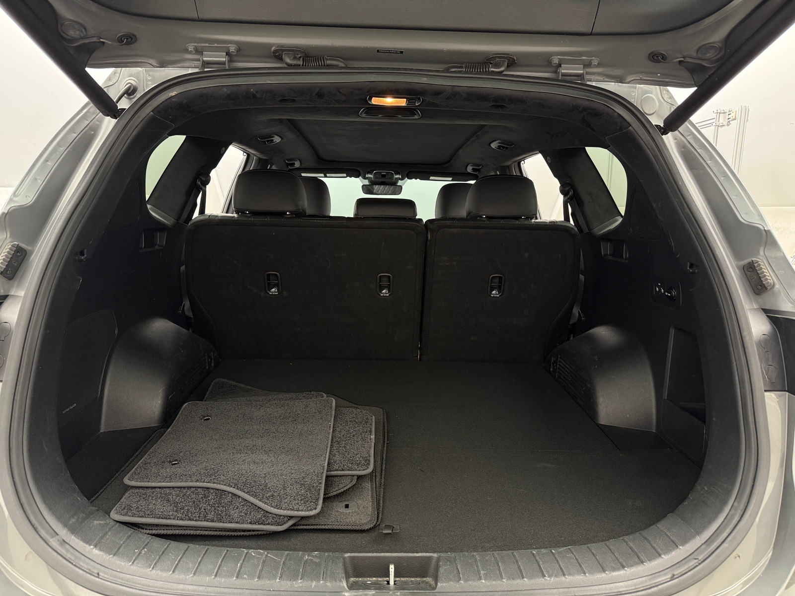 Thumbnail: 2021 Hyundai Santa Fe - 6