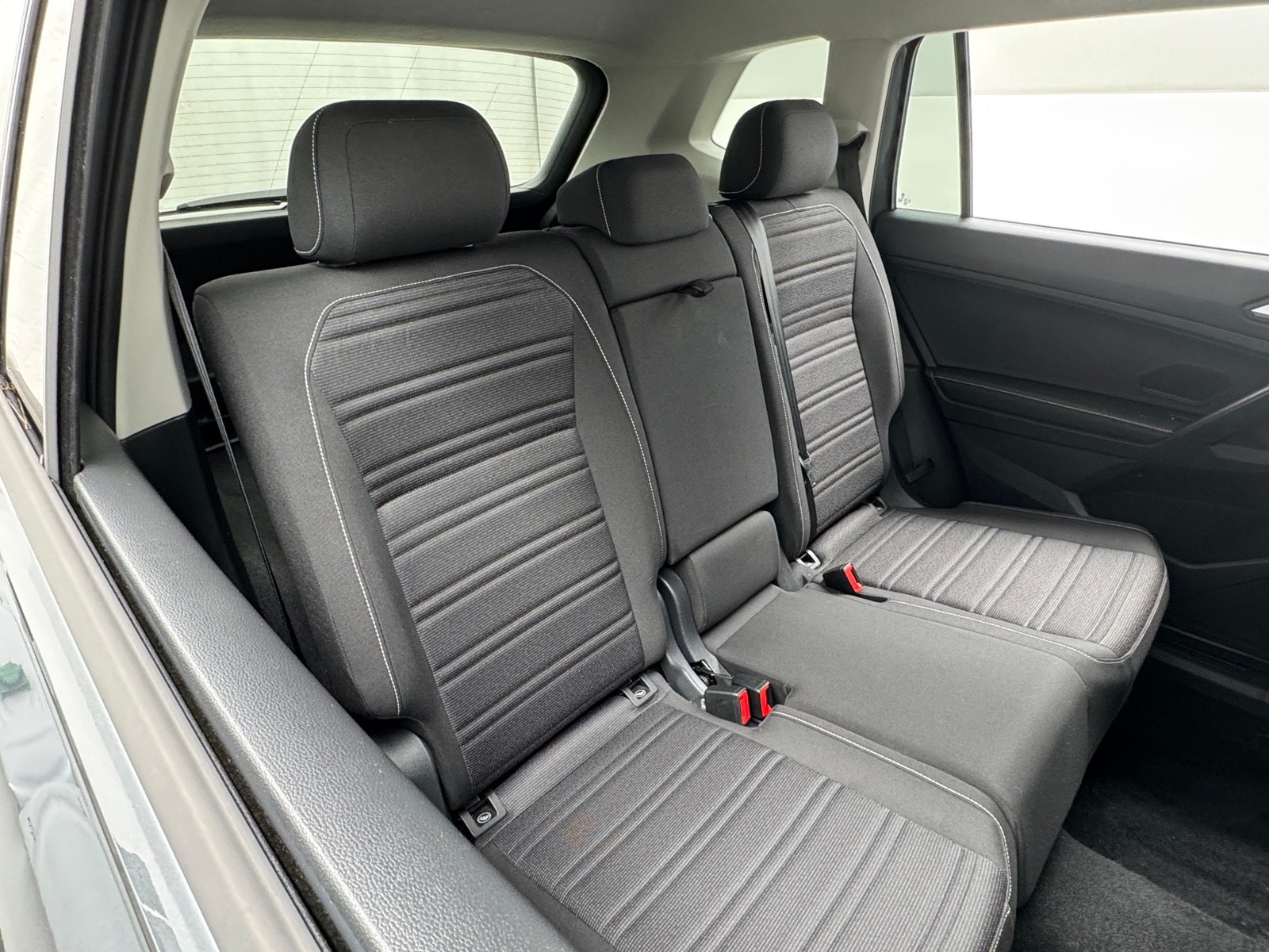 Thumbnail: 2024 Volkswagen Tiguan - 6