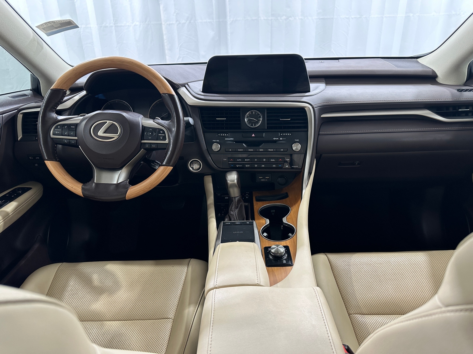 Thumbnail: 2020 Lexus RX - 2