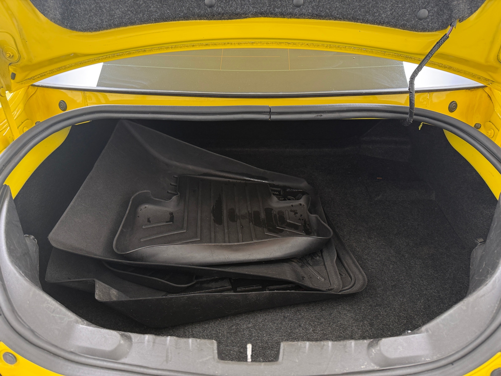 Thumbnail: 2014 Chevrolet Camaro - 6