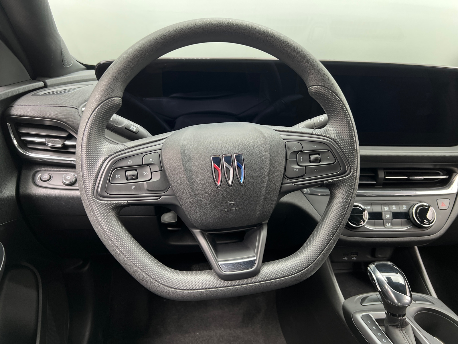 Thumbnail: 2025 Buick Envista - 4