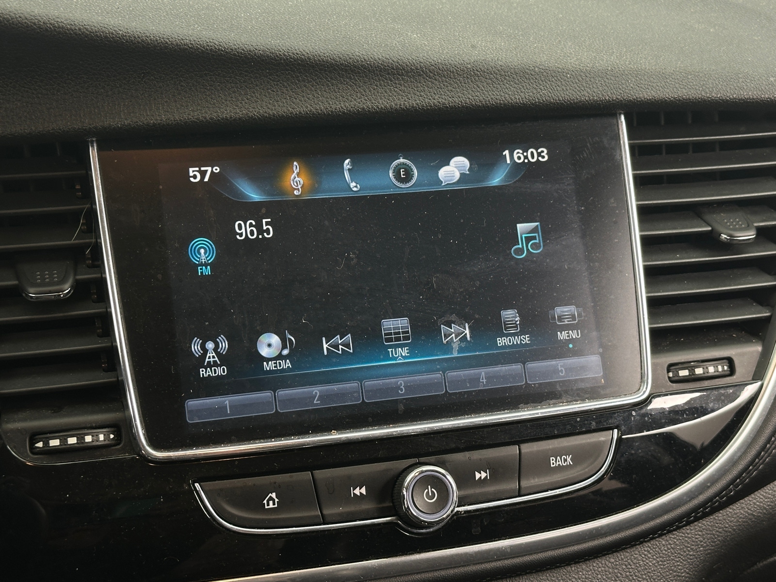 Thumbnail: 2020 Buick Encore - 3