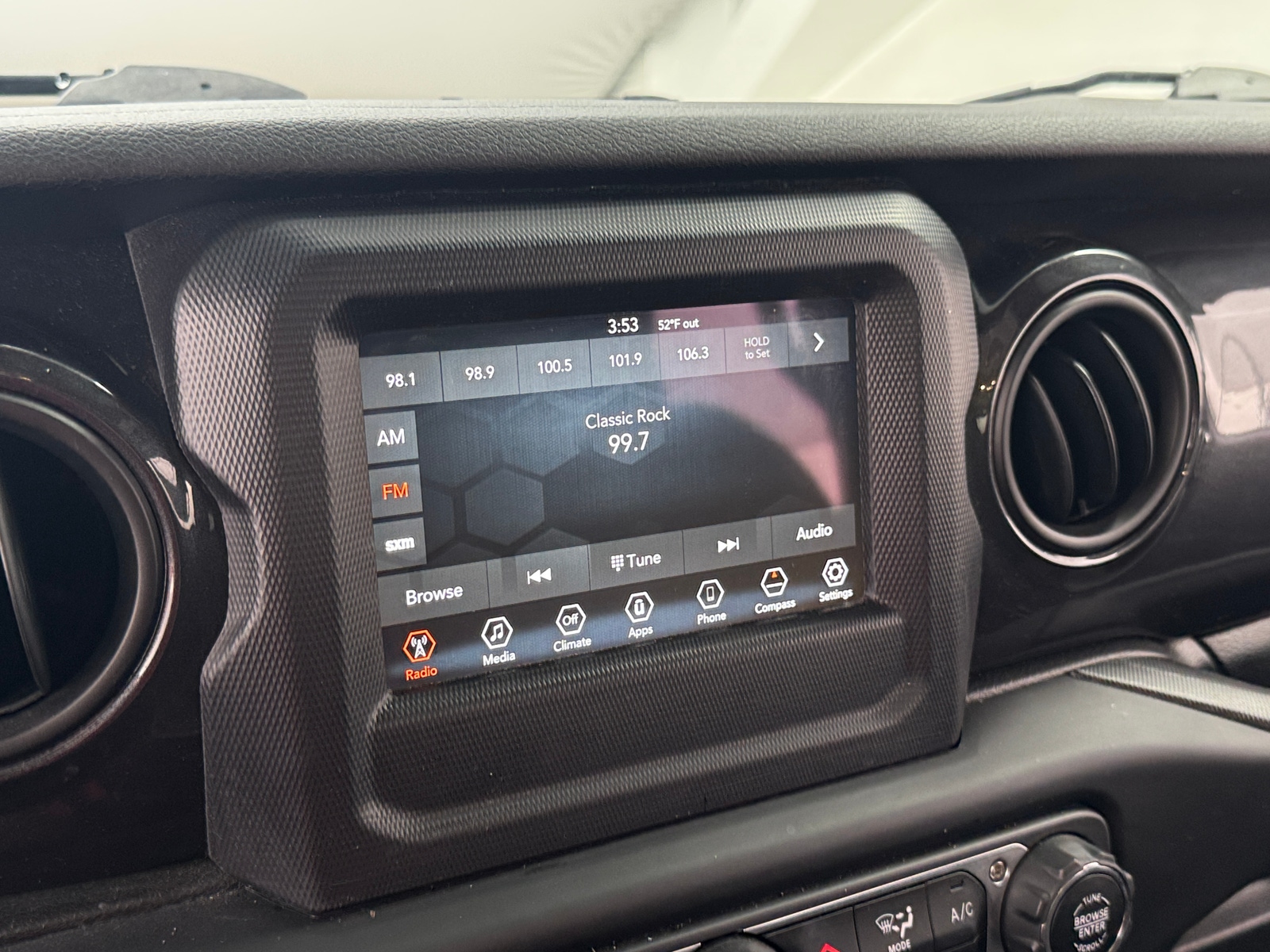 Thumbnail: 2020 Jeep Wrangler - 4