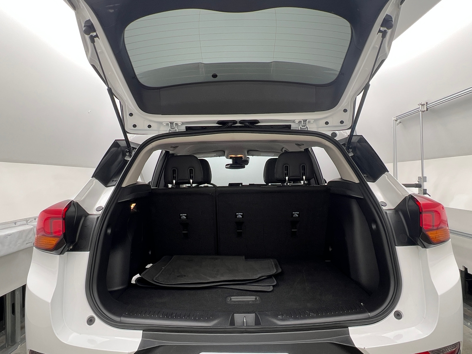 Thumbnail: 2025 Buick Encore GX - 6