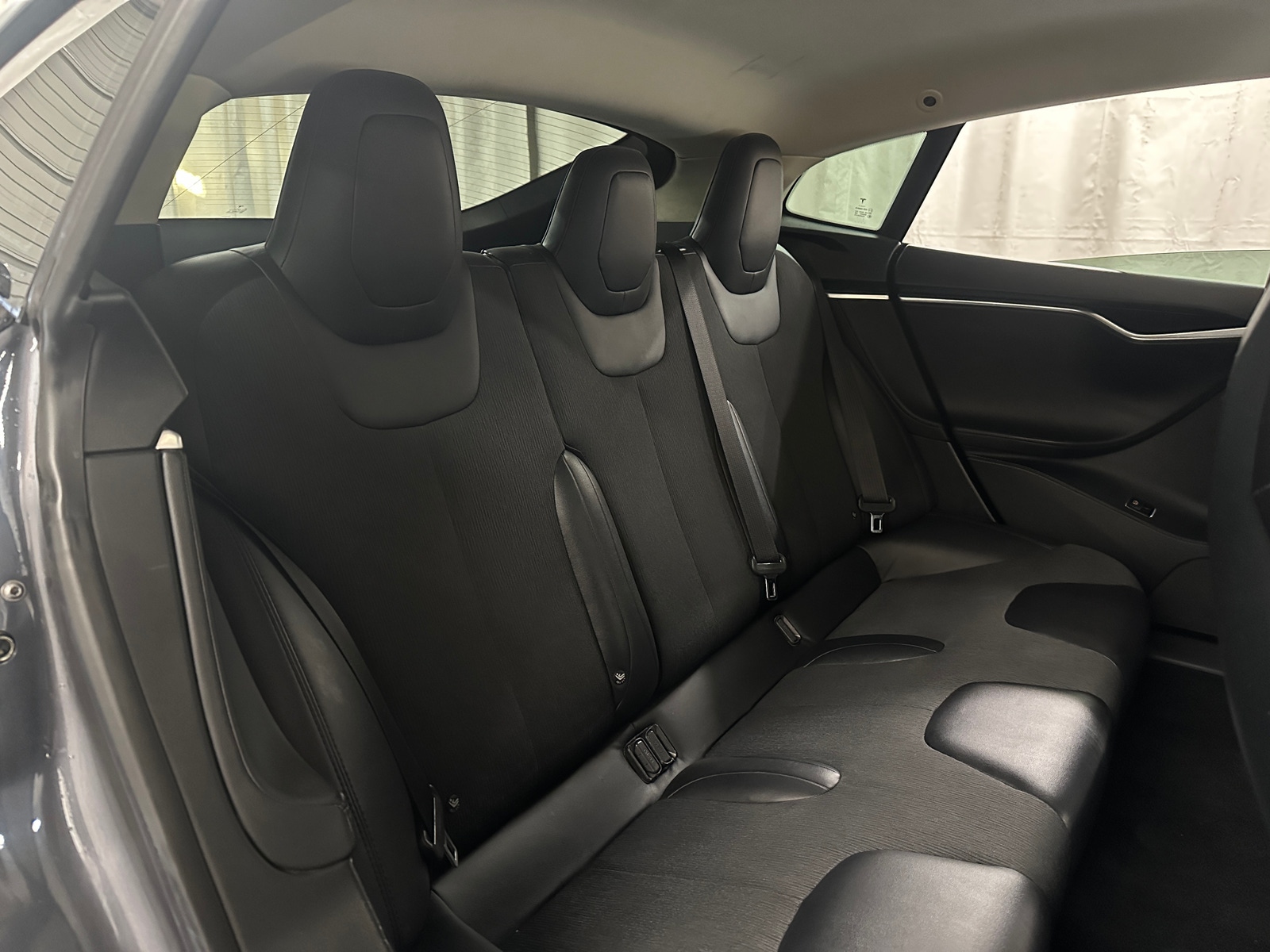 Thumbnail: 2015 Tesla Model S - 5