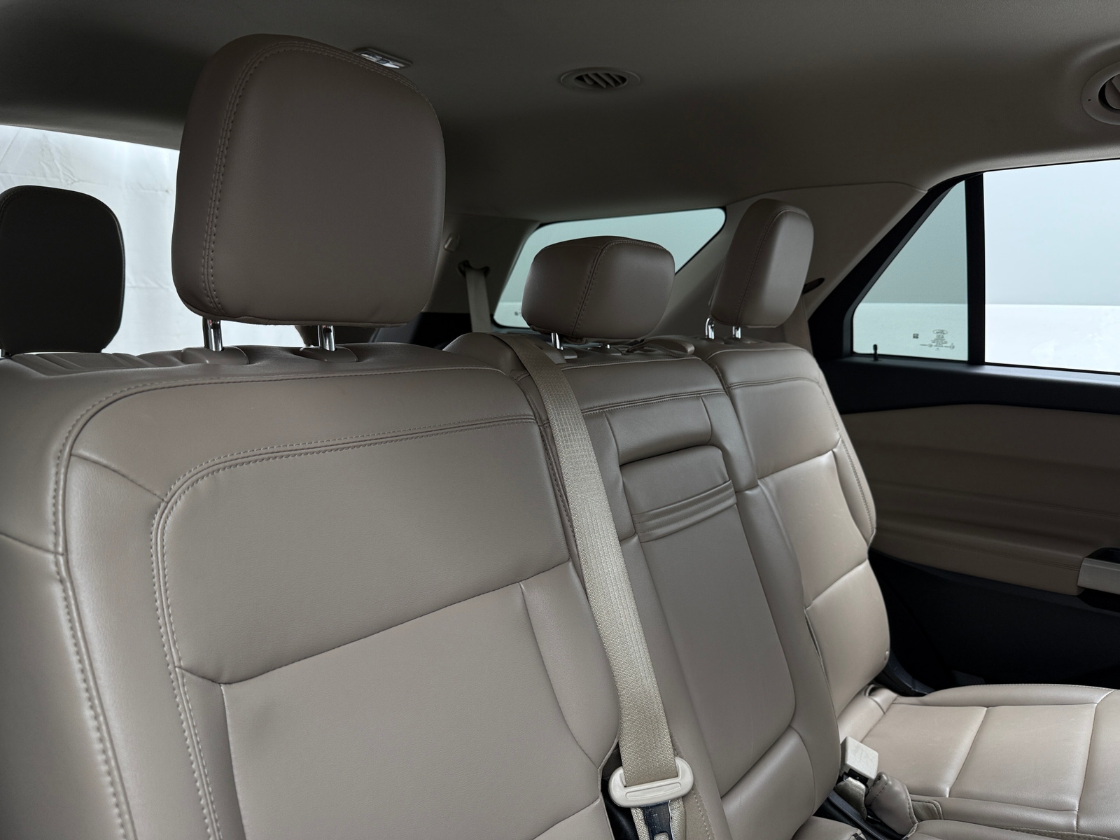 Thumbnail: 2023 Ford Explorer - 6