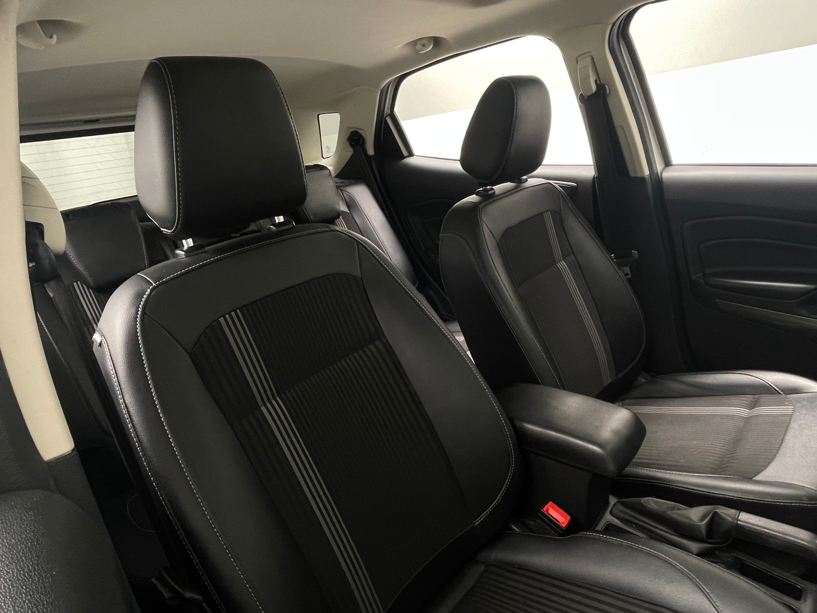 Thumbnail: 2019 Ford EcoSport - 2