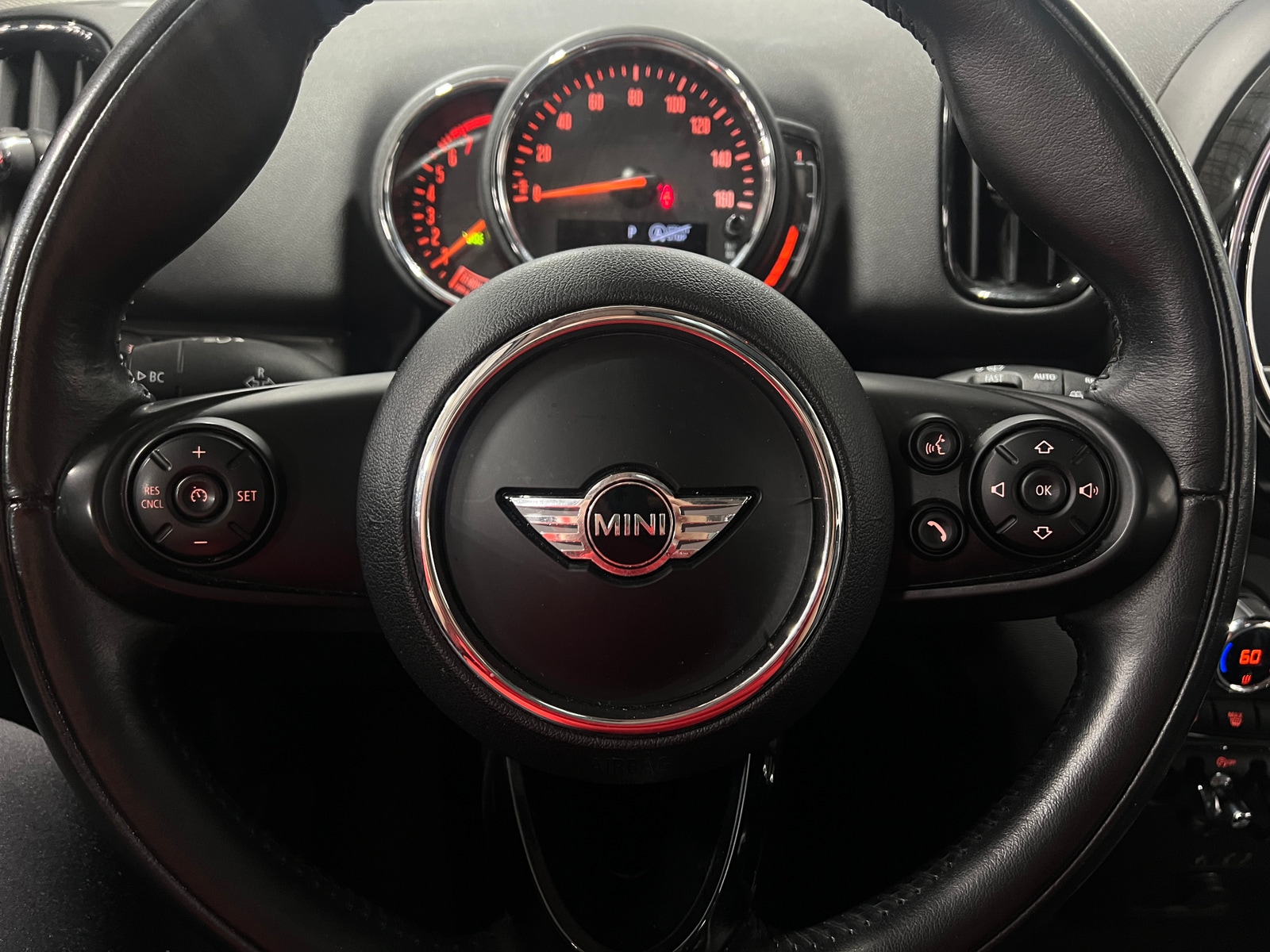 Thumbnail: 2018 MINI Cooper Countryman - 4