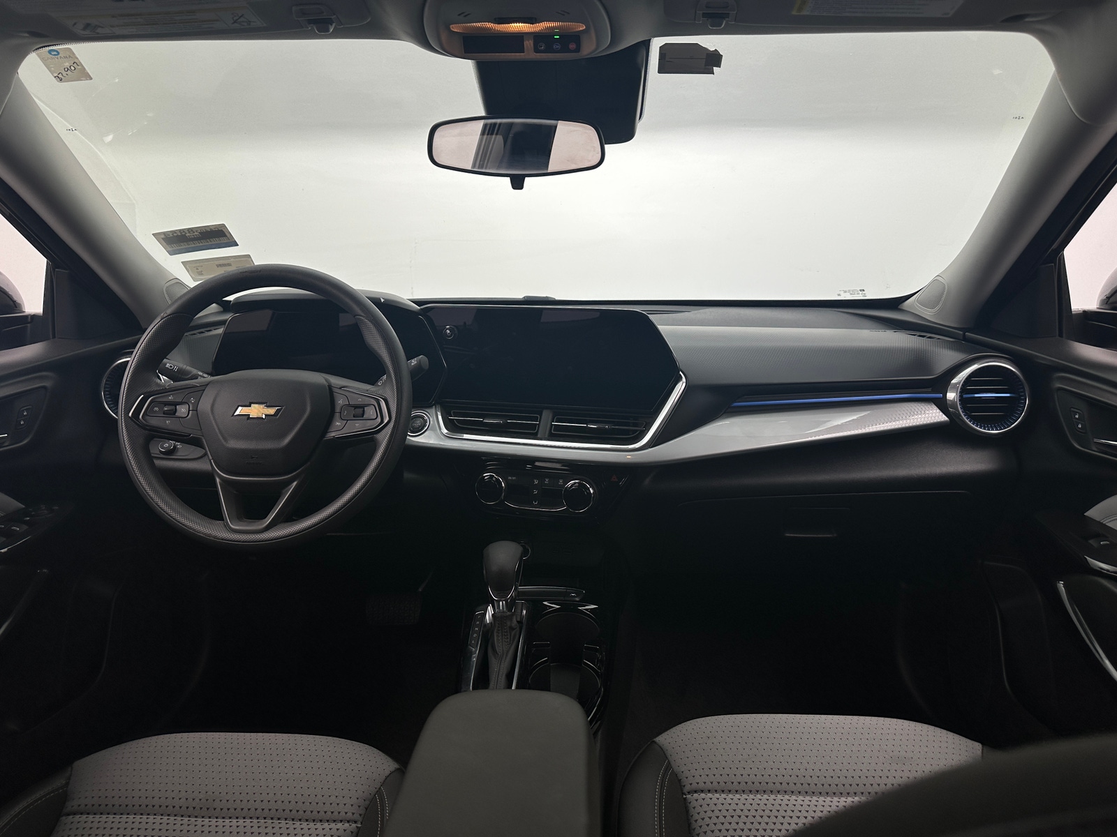 Thumbnail: 2024 Chevrolet Trax - 3