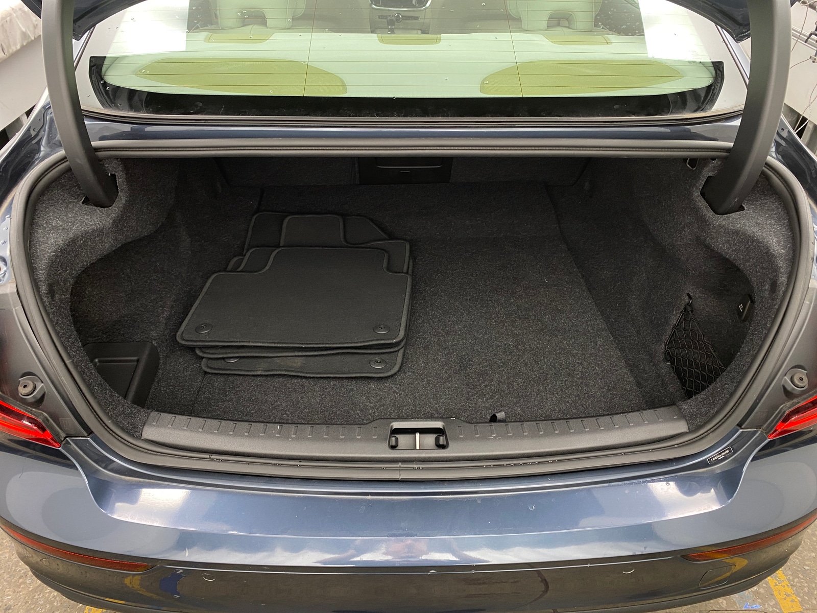 Thumbnail: 2020 Volvo S60 - 6