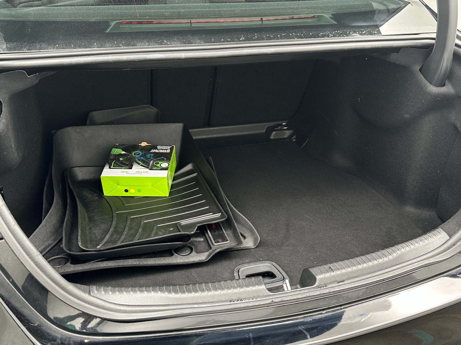 Thumbnail: 2023 Mercedes-Benz C-Class - 6