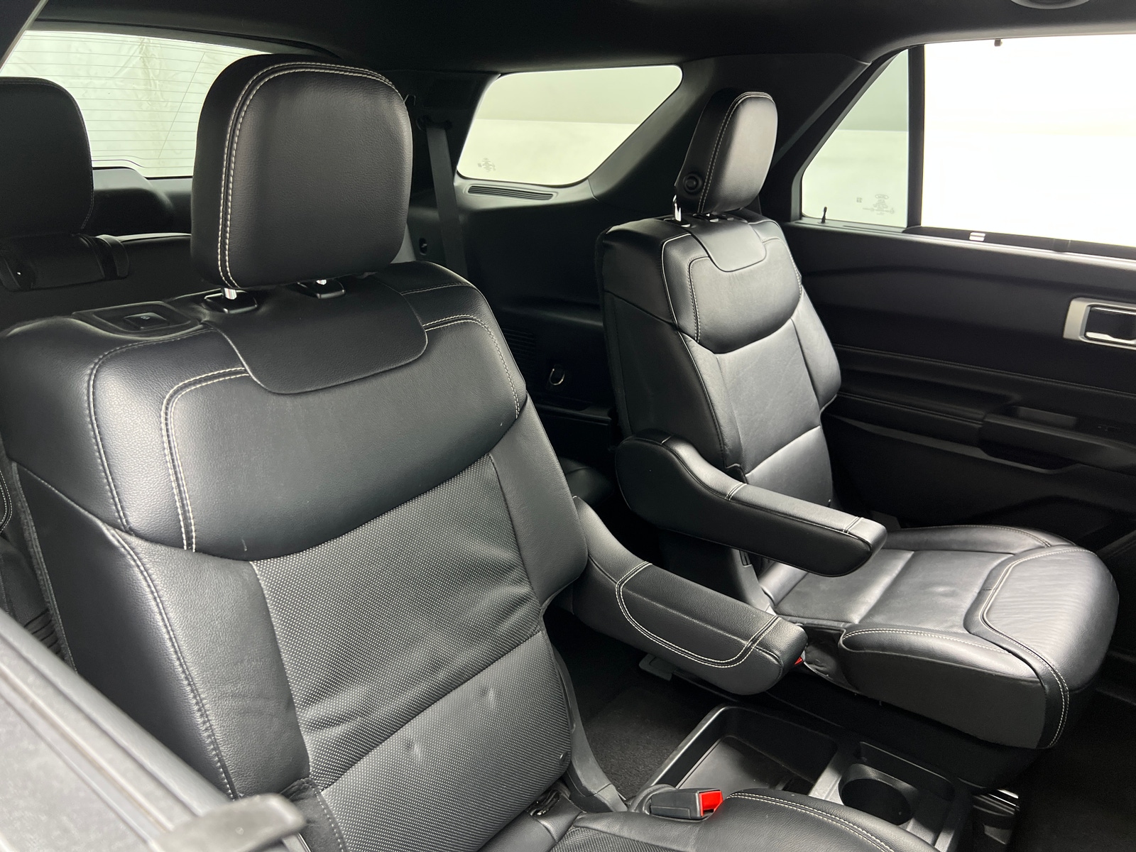 Thumbnail: 2020 Ford Explorer - 5