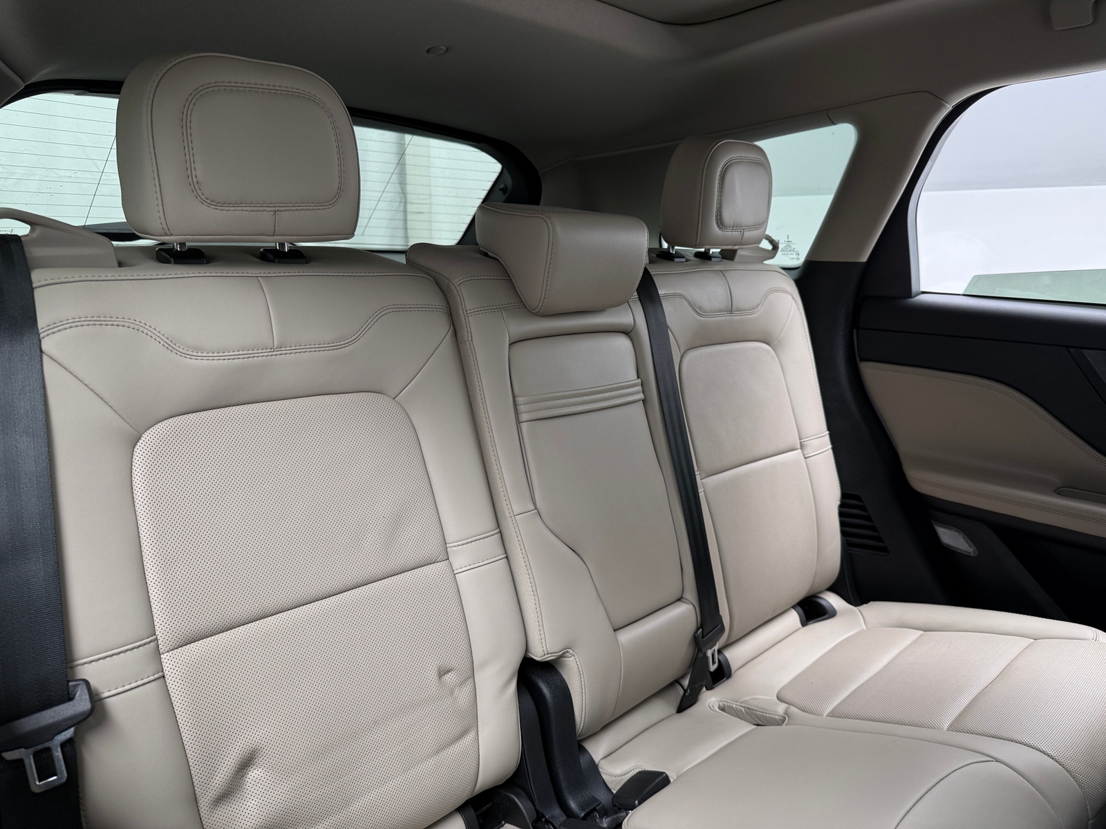 Thumbnail: 2025 Lincoln Corsair - 5