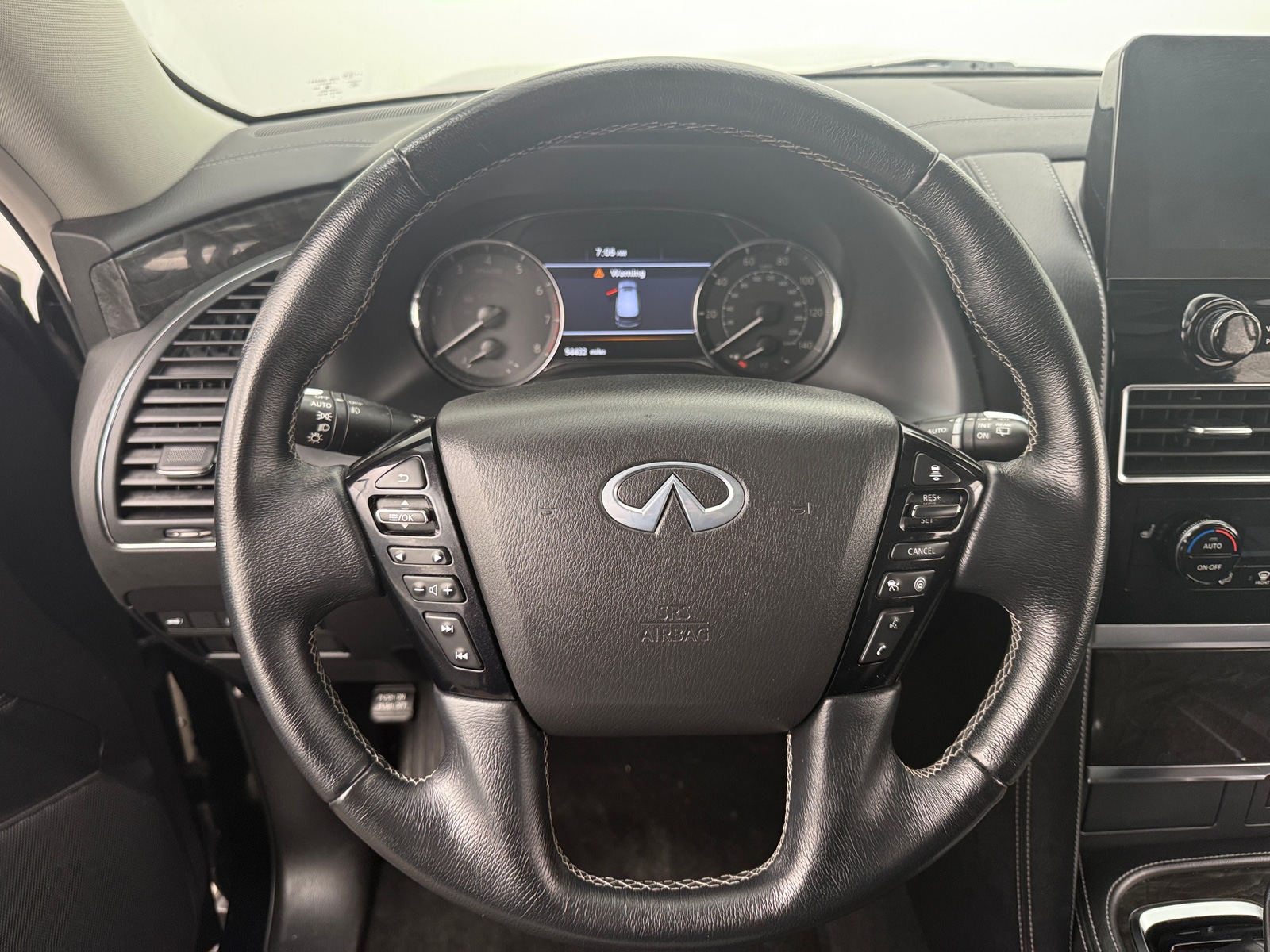 Thumbnail: 2023 INFINITI QX80 - 4