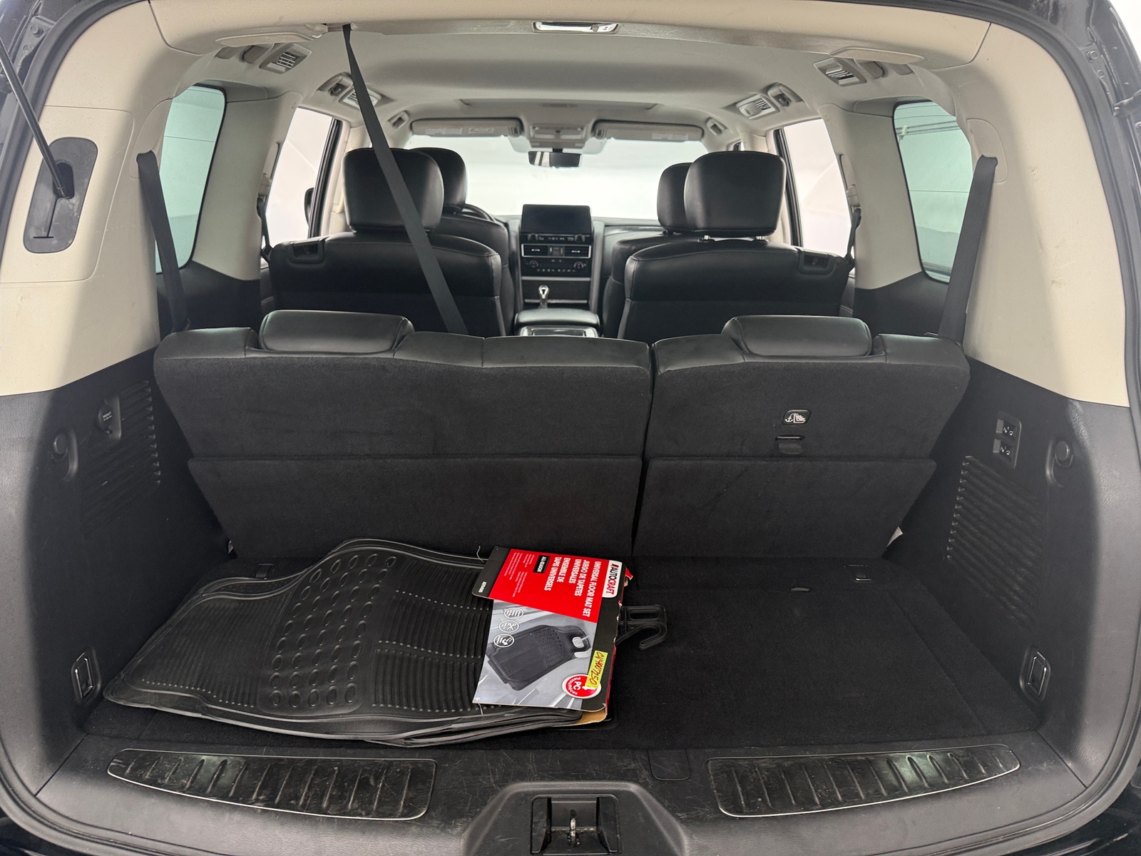 Thumbnail: 2023 INFINITI QX80 - 6