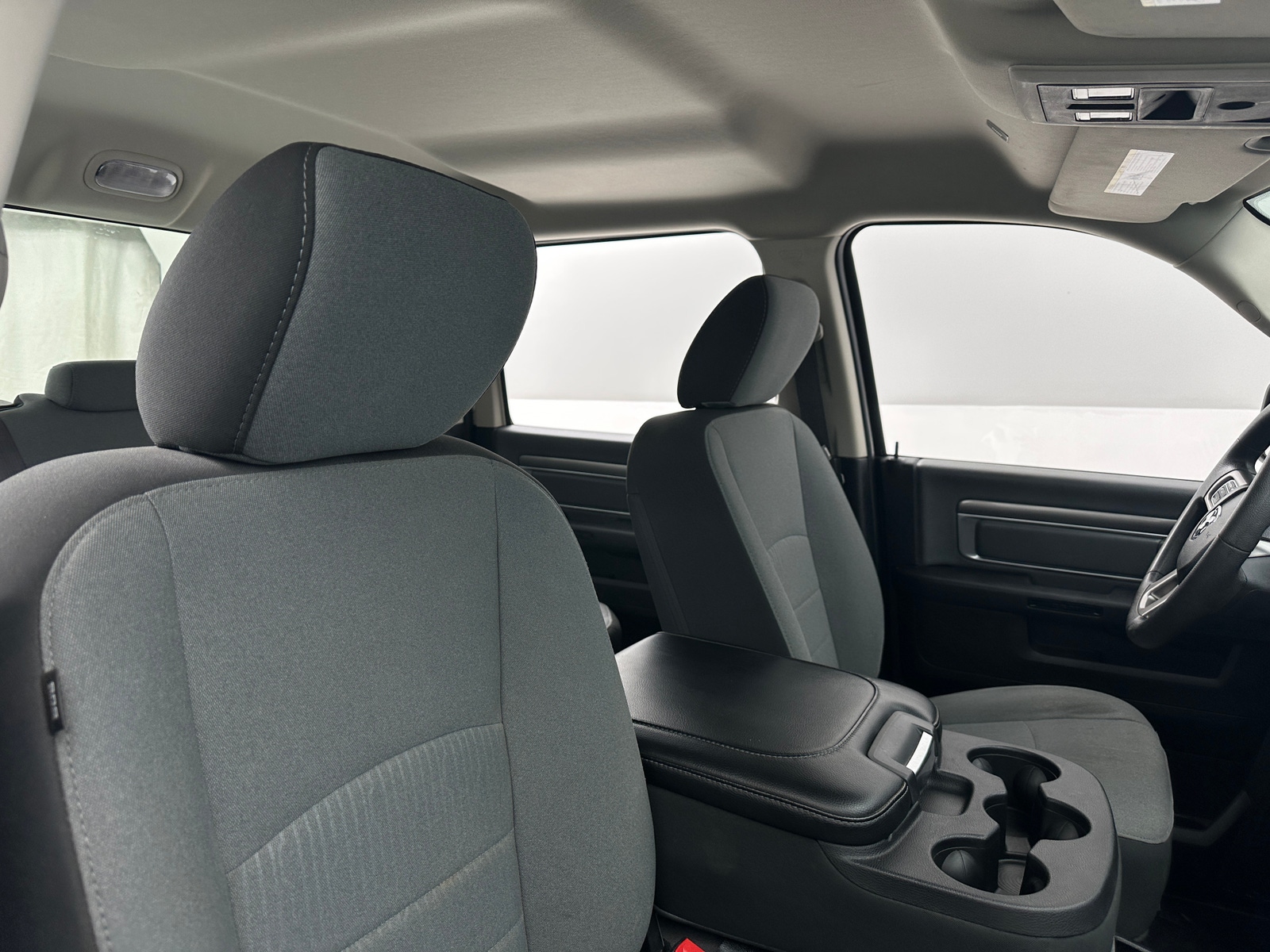 Thumbnail: 2023 RAM 1500 Classic - 2