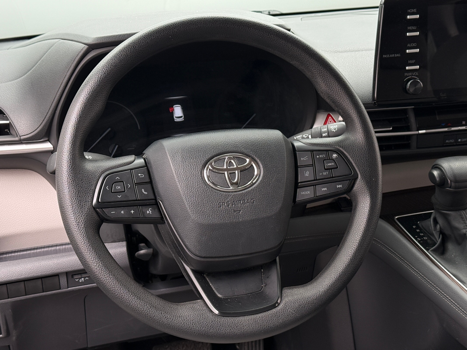 Thumbnail: 2024 Toyota Sienna - 5