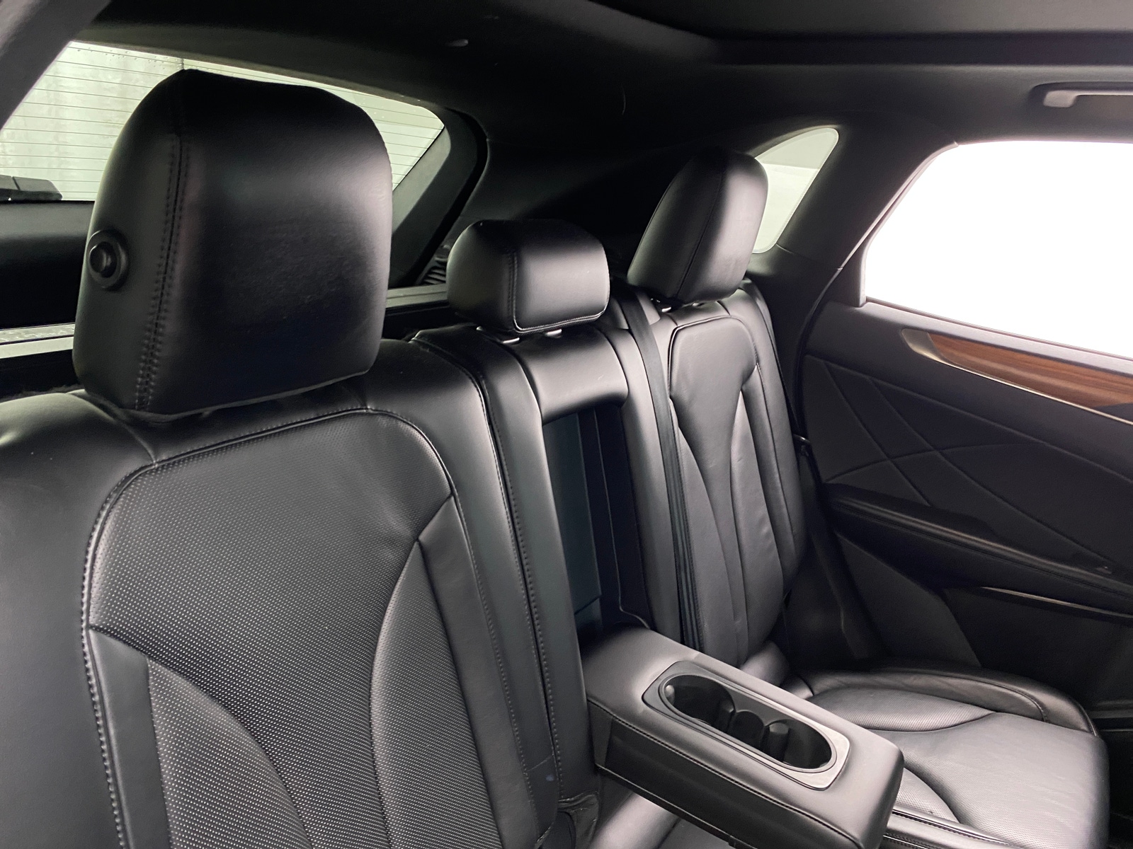 Thumbnail: 2016 Lincoln MKC - 5