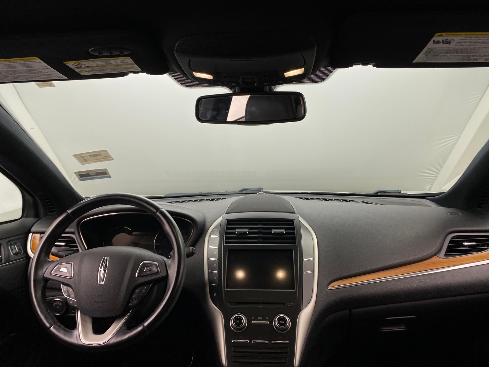 Thumbnail: 2016 Lincoln MKC - 2