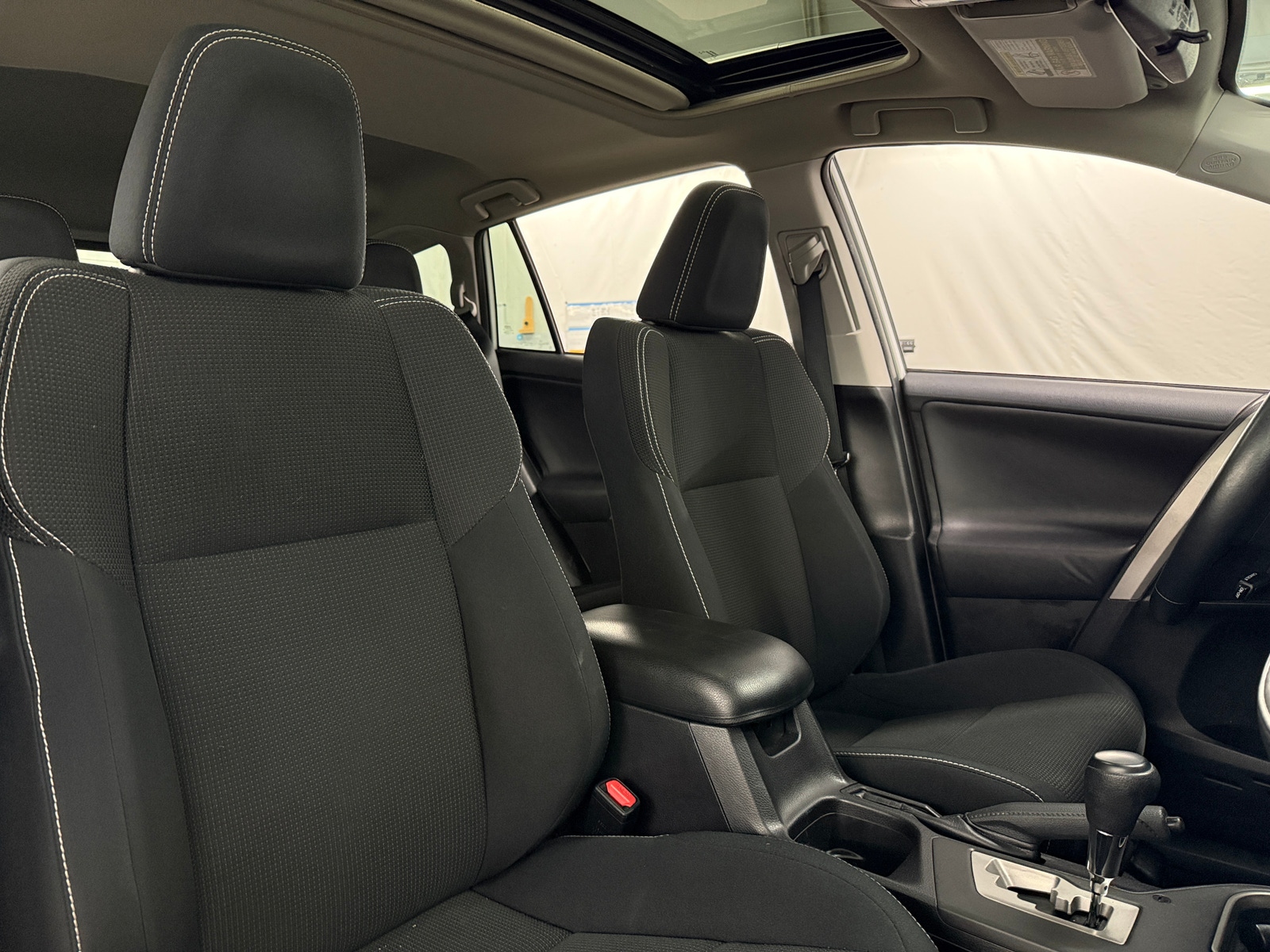 Thumbnail: 2017 Toyota RAV4 - 2