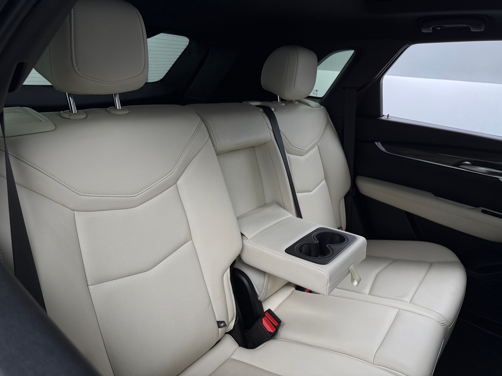 Thumbnail: 2023 Cadillac XT5 - 5