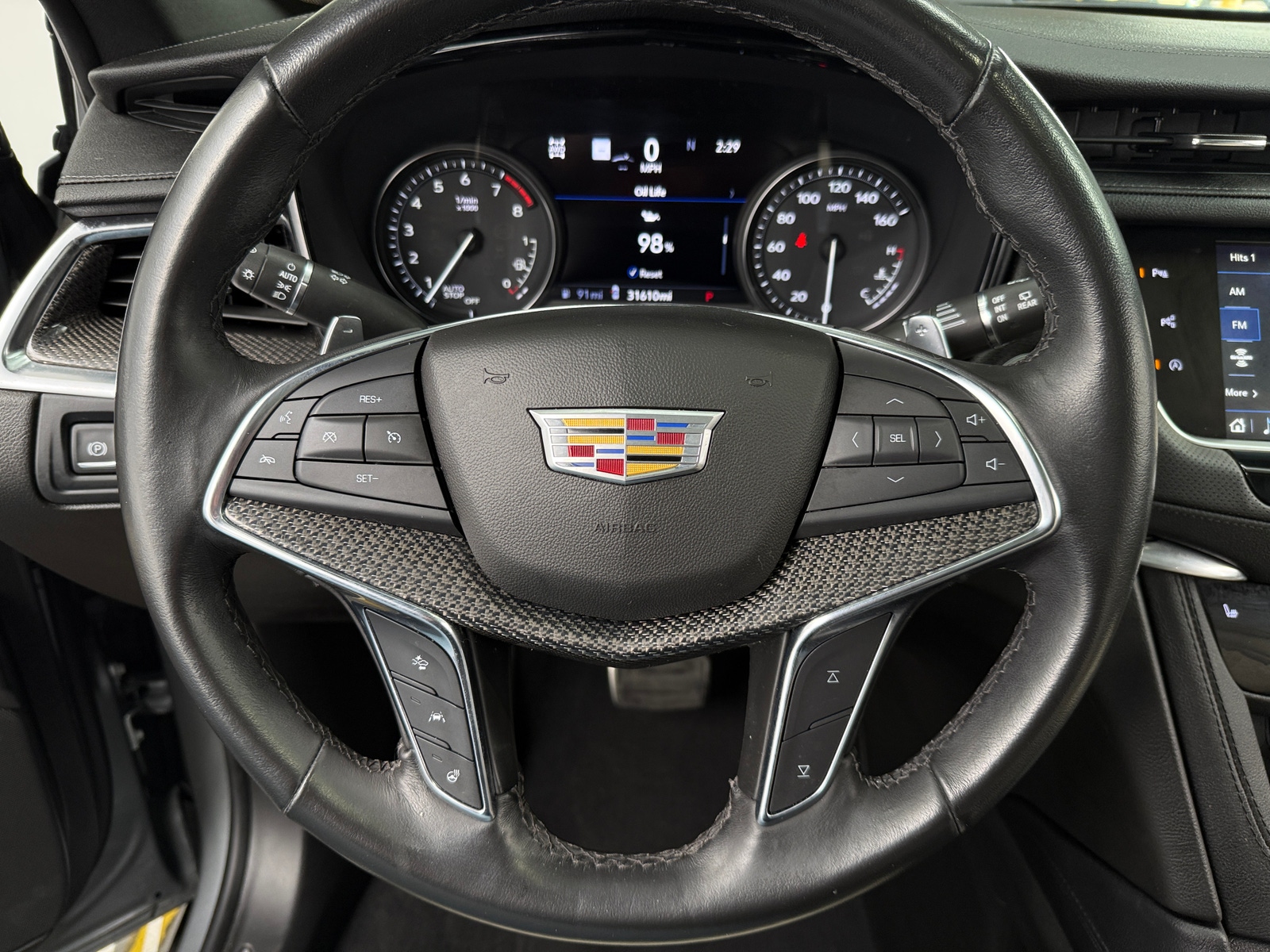 Thumbnail: 2023 Cadillac XT5 - 4