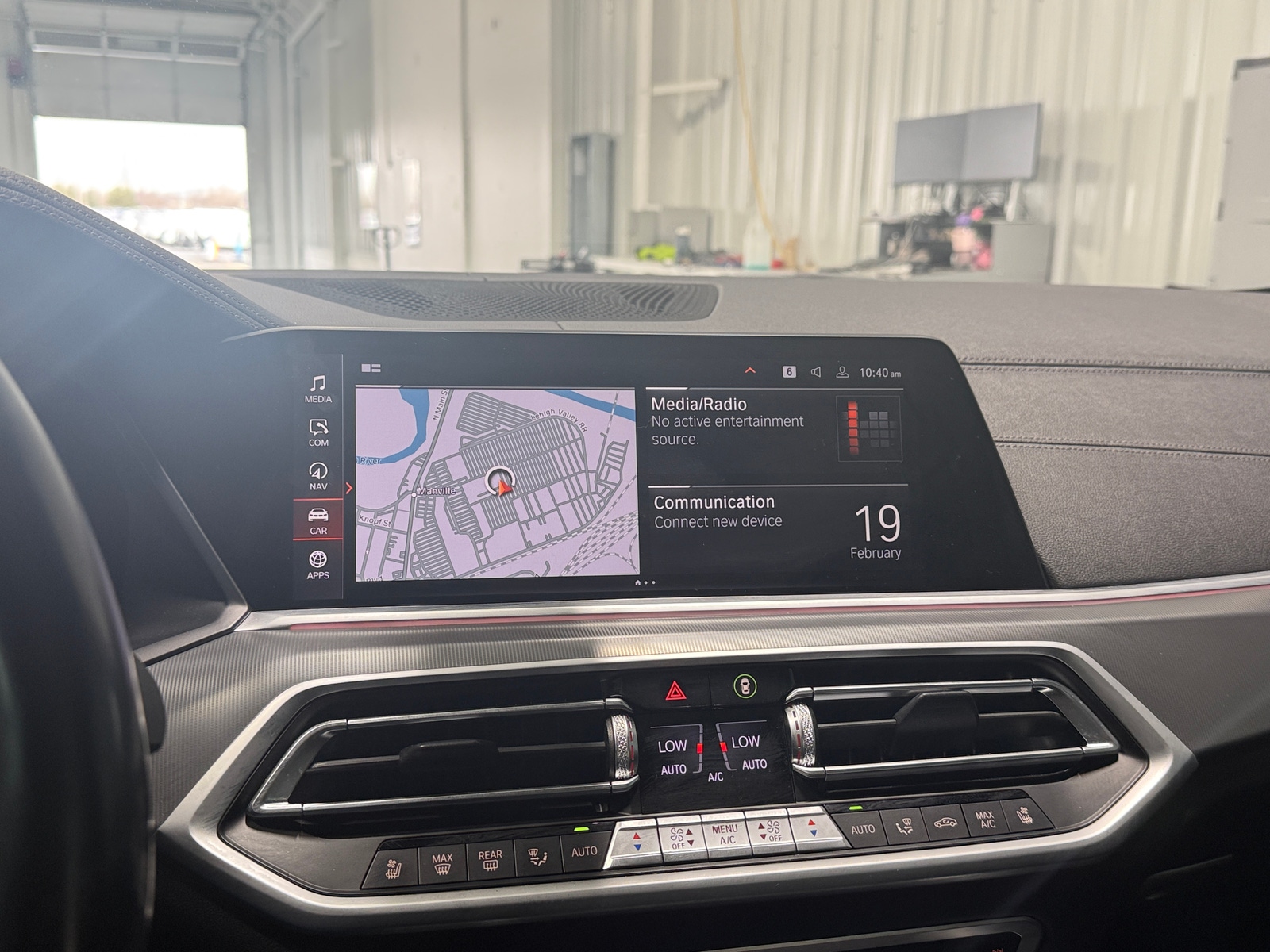 Thumbnail: 2021 BMW X6 - 3