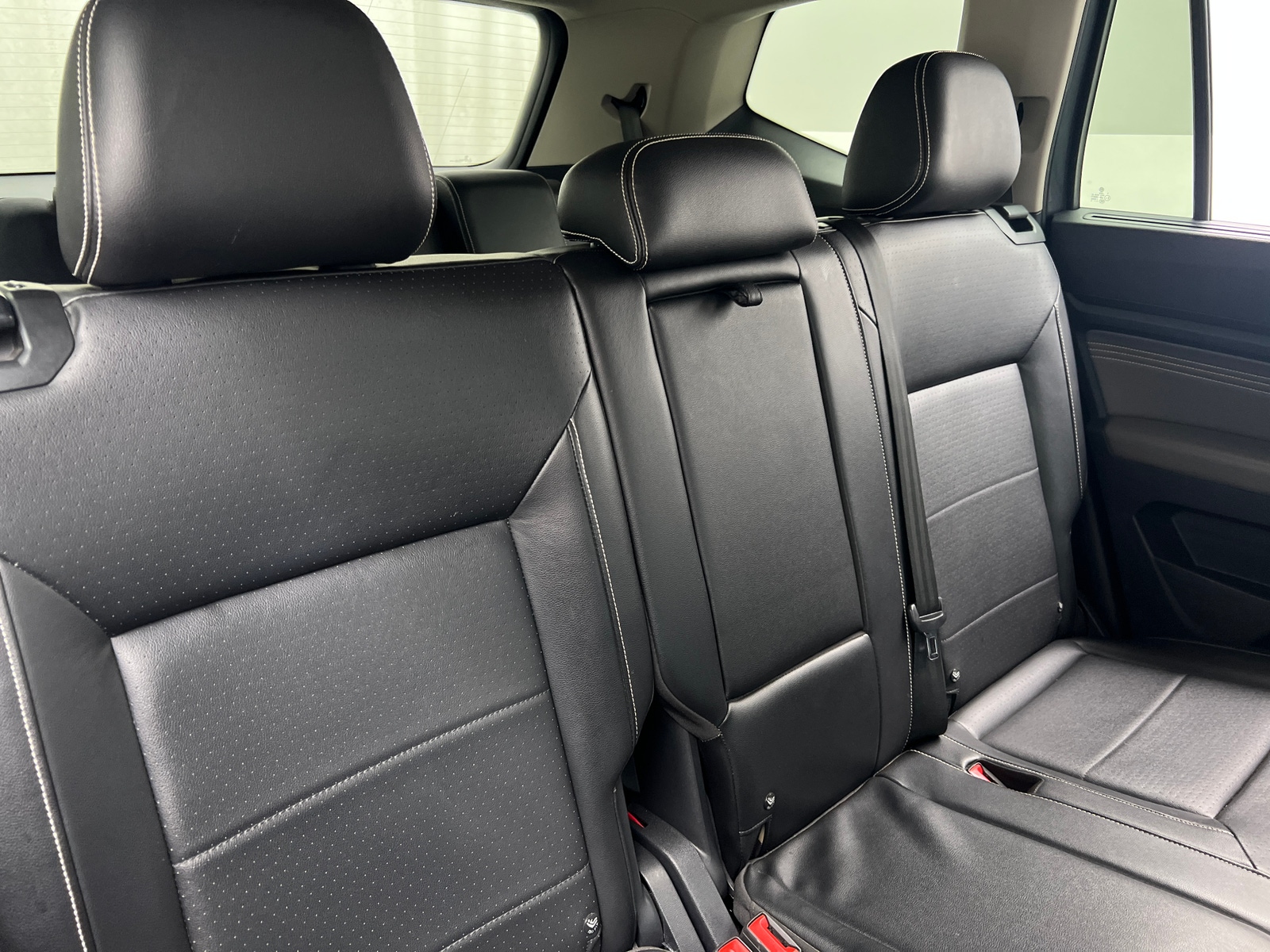 Thumbnail: 2022 Volkswagen Atlas - 5