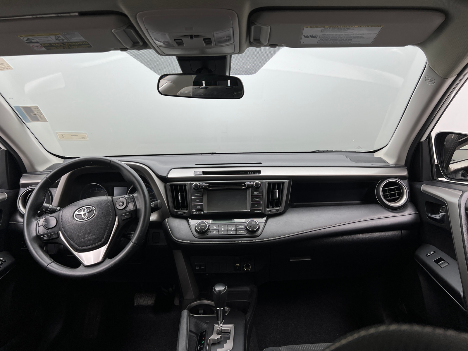 Thumbnail: 2017 Toyota RAV4 - 3