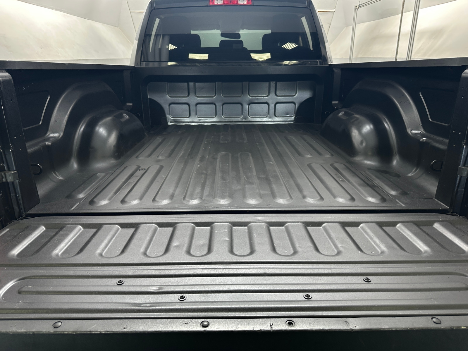 Thumbnail: 2019 RAM 1500 Classic - 7