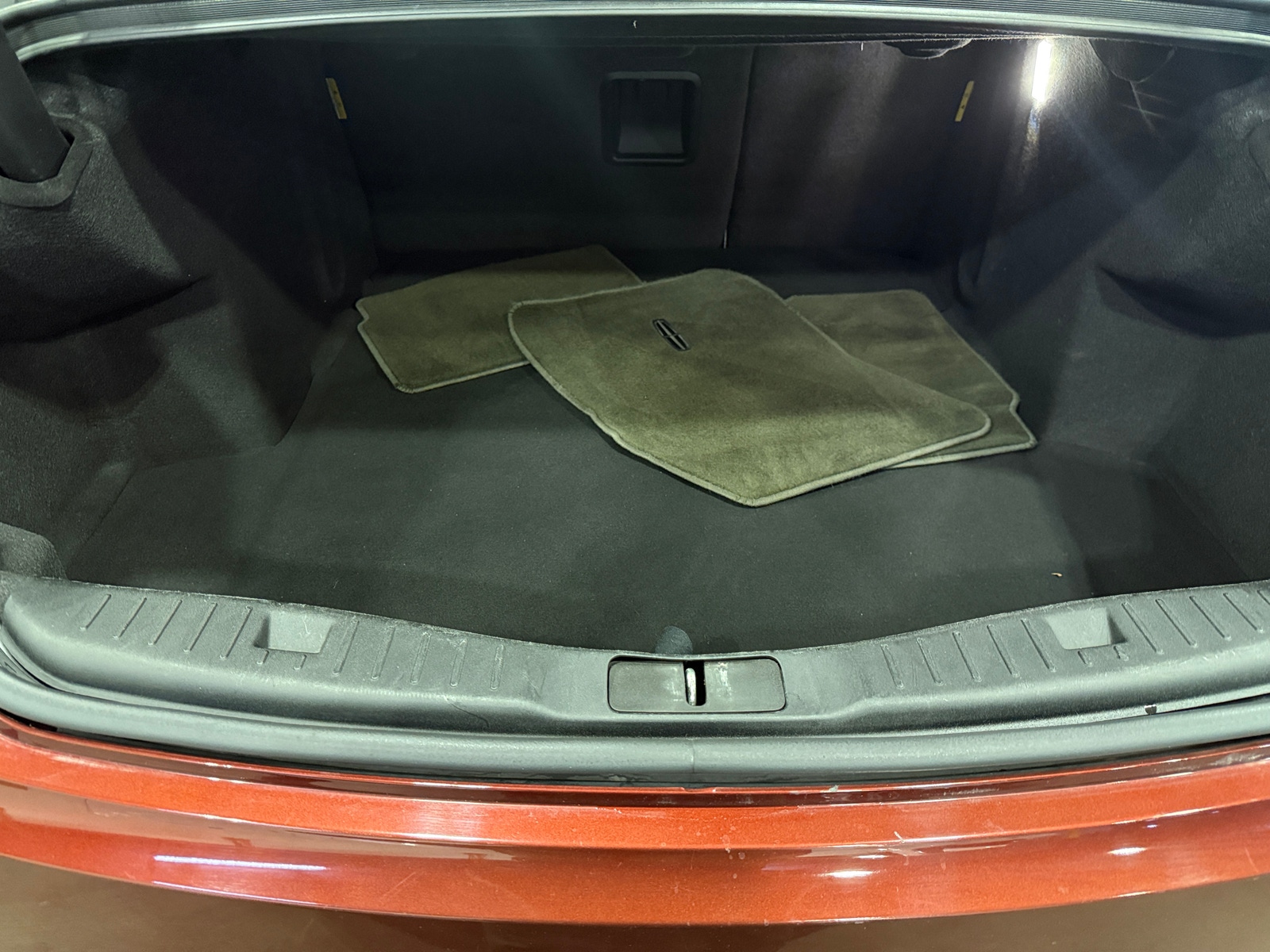 Thumbnail: 2015 Lincoln MKZ - 6